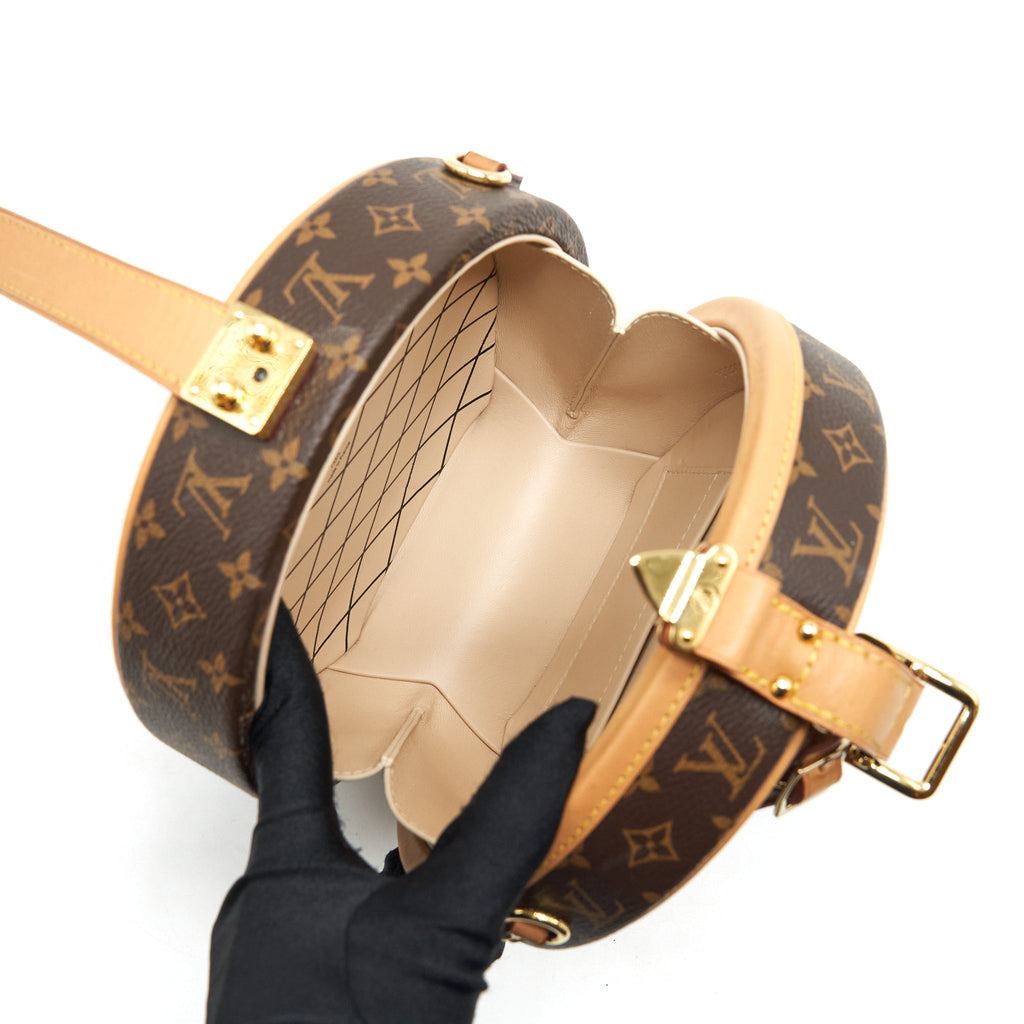 louis-vuitton-petite-boite-chapeau-monogram-canvas-ghw