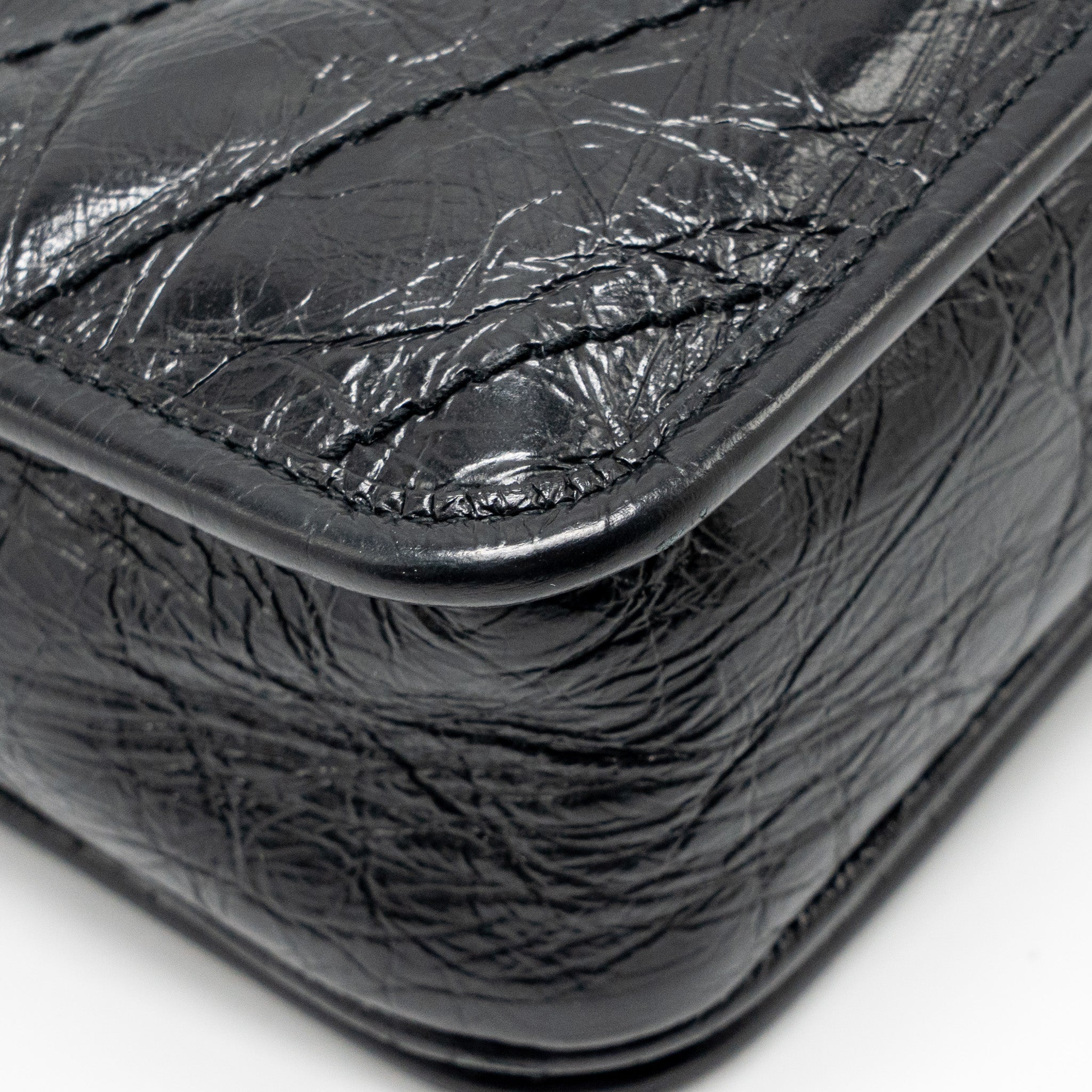 saint-laurent-ysl-niki-chain-wallet-crinkled-calfskin-black-shw