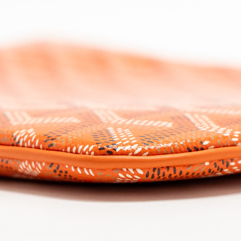 goyard-senat-mm-pouch-goyardine-canvas-orange-shw
