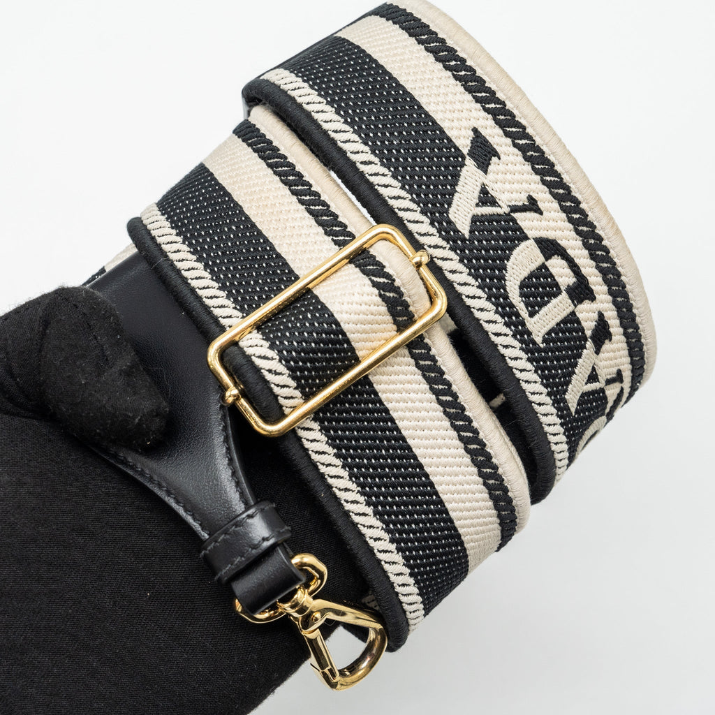 prada-small-monochrome-tote-bag-saffiano-calfskin-black-ghw