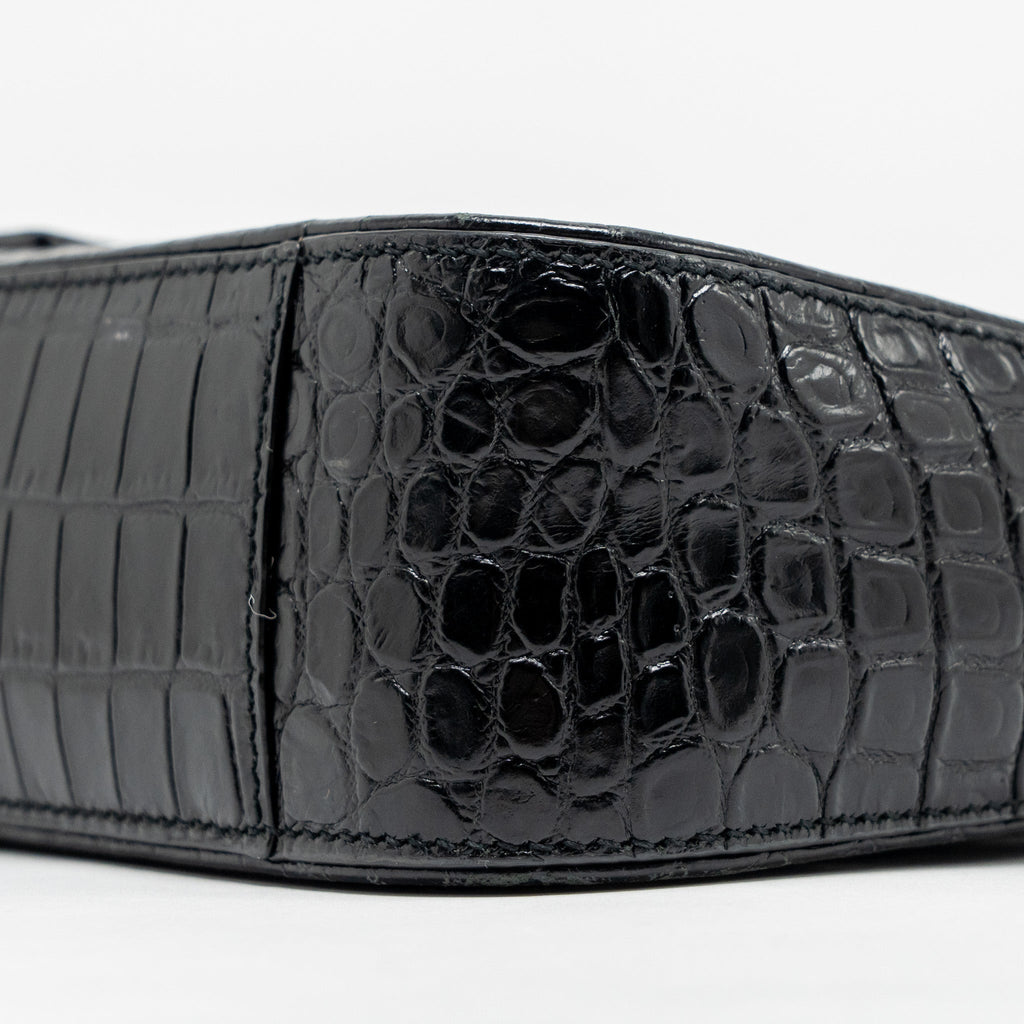 saint-laurent-ysl-hobo-shoulder-bag-croc-embossed-calfskin-black-ghw