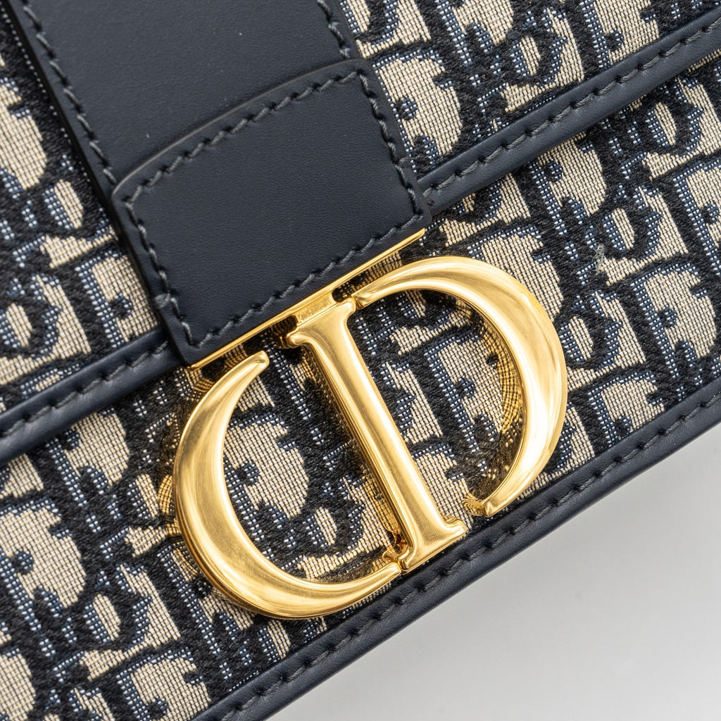 dior-montaigne-30-medium-bag-oblique-jacquard-ghw-1