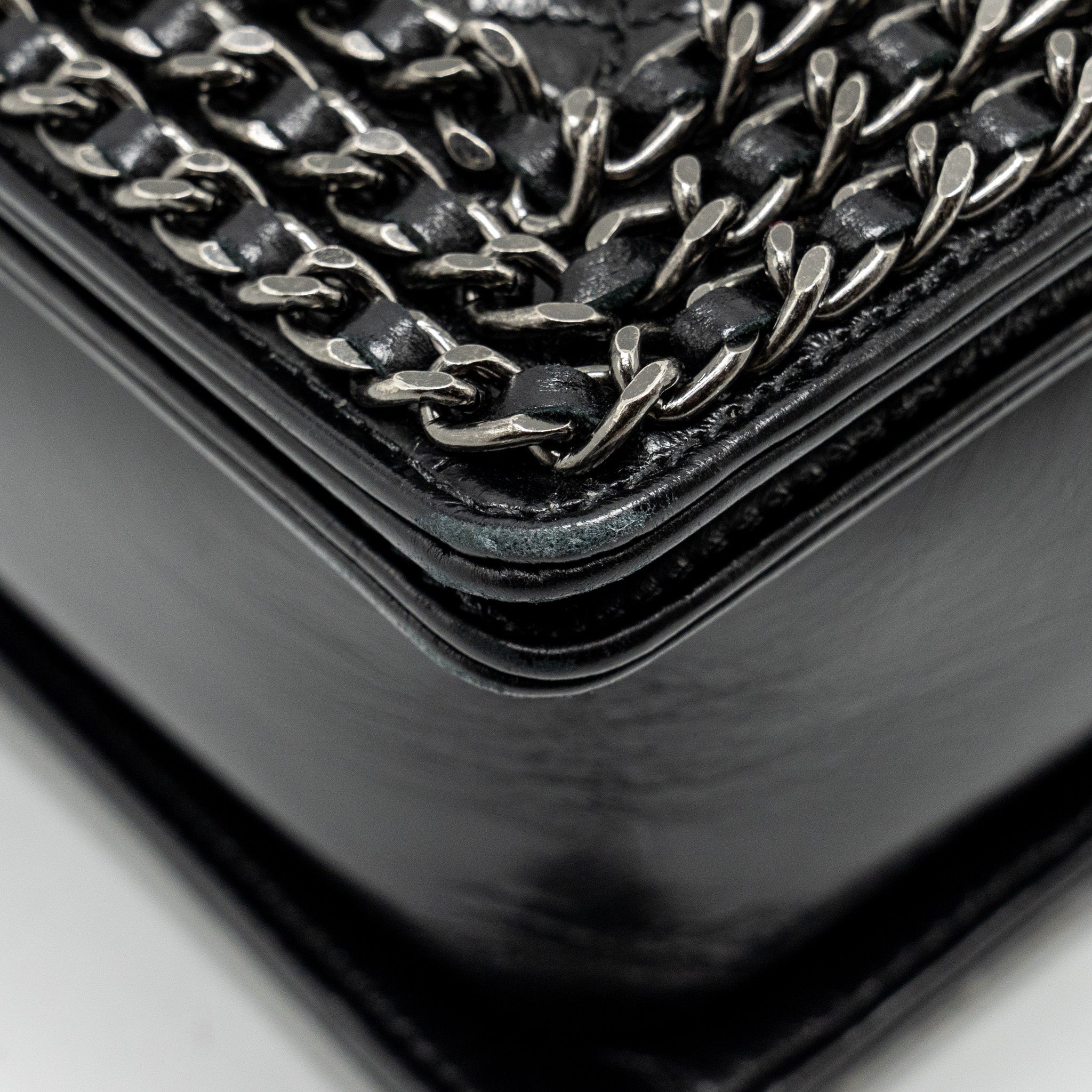 chanel-new-medium-chain-edge-boy-bag-calfskin-black-ruthenium-shw