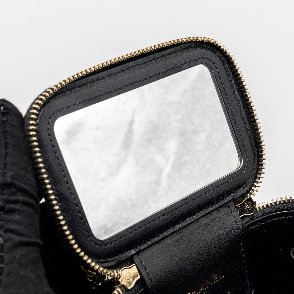 chanel-top-handle-mini-vanity-case-with-chain-lambskin-black-ghw-microchip