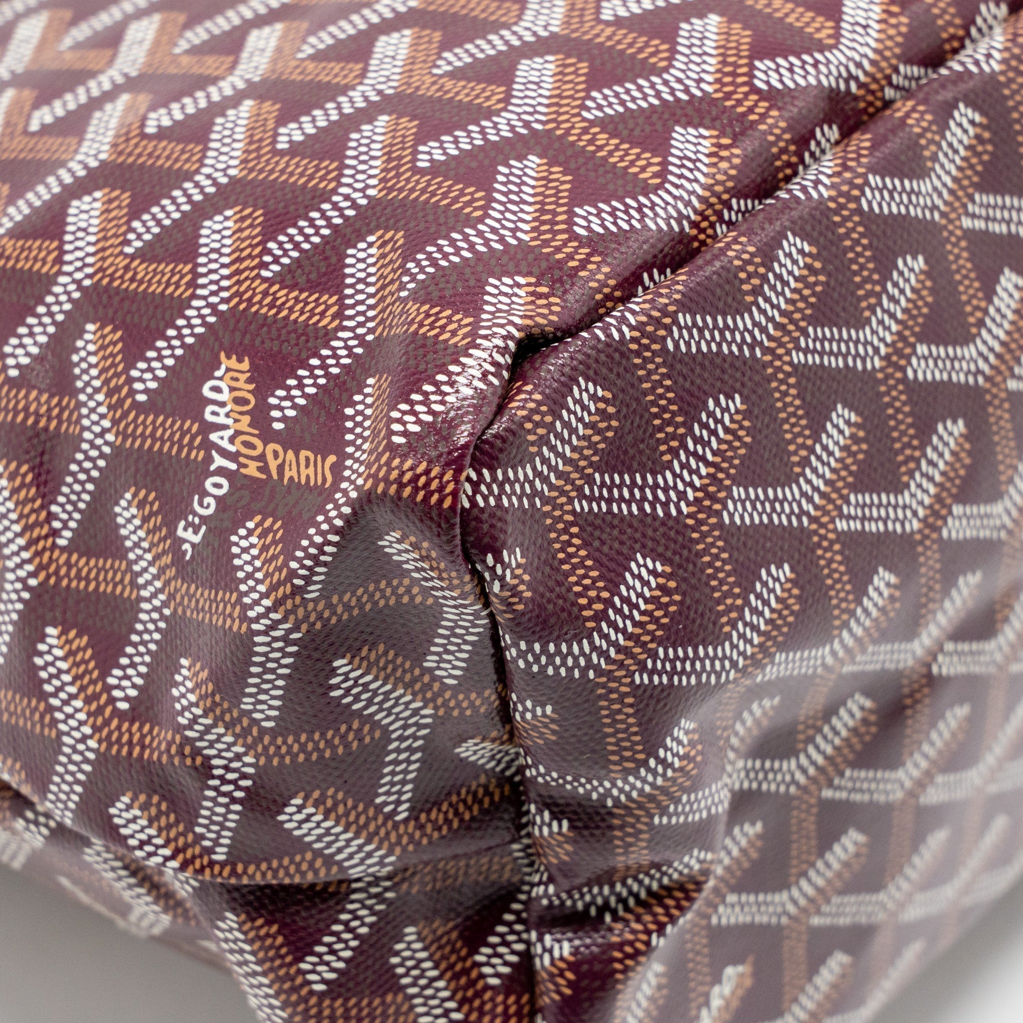 goyard-boheme-hobo-pm-bag-goyardine-canvas-calfskin-burgundy-shw