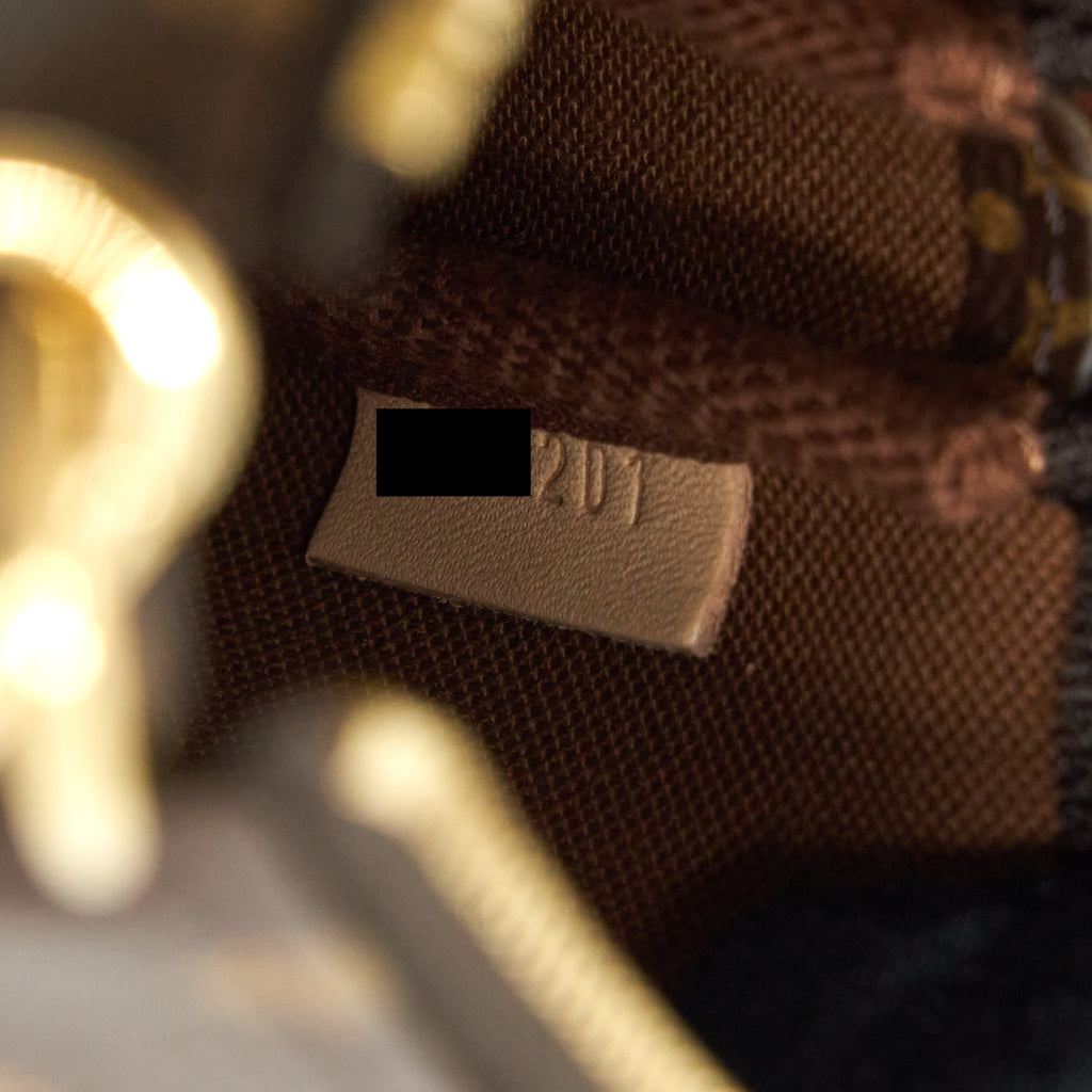 louis-vuitton-mini-pochette-monogram-canvas-ghw