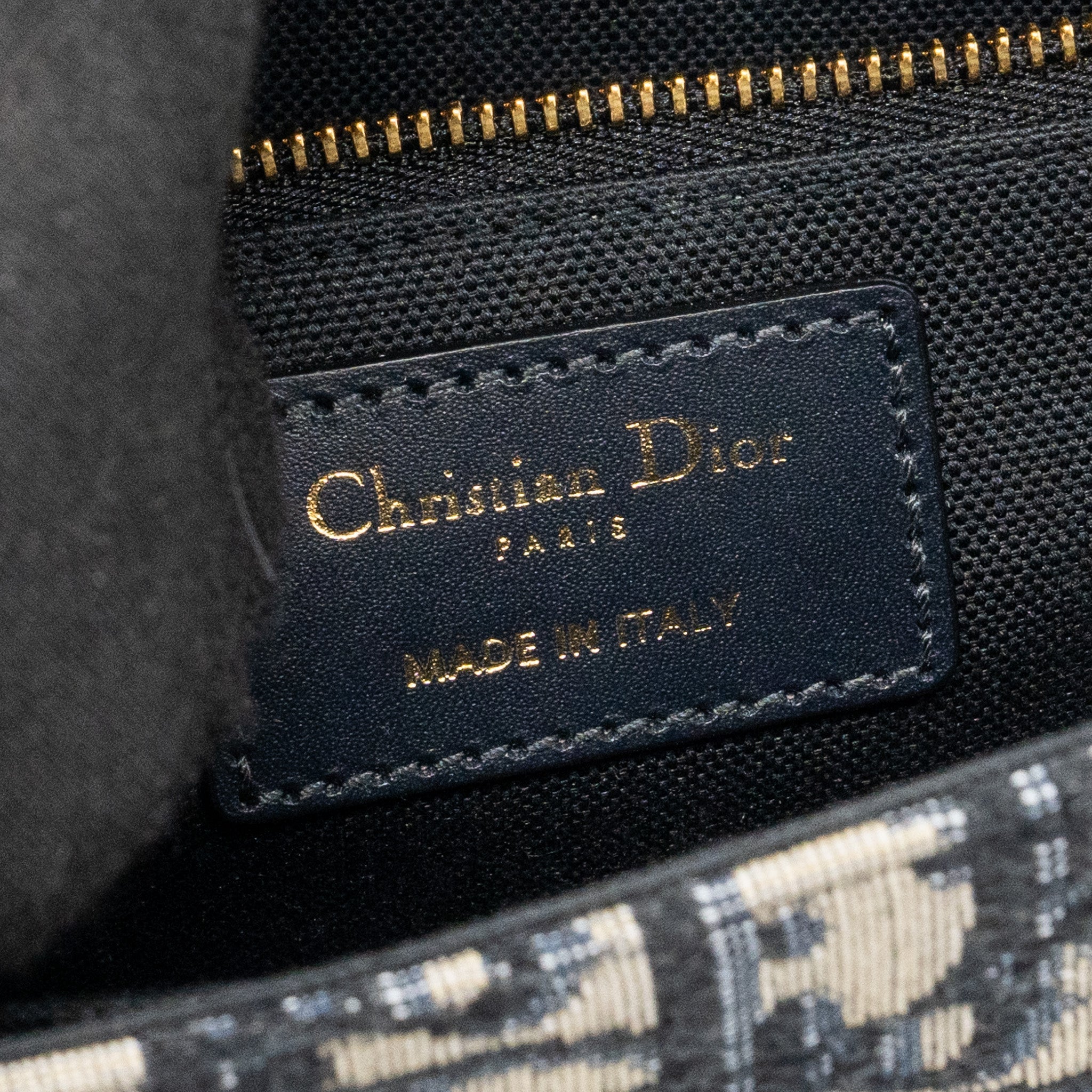 dior-montaigne-30-medium-bag-oblique-jacquard-ghw-1