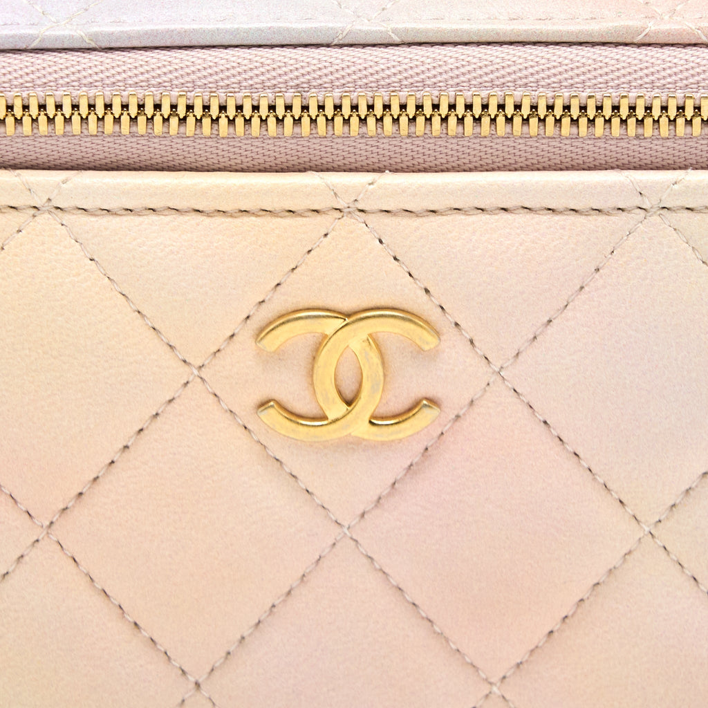 chanel-22p-top-handle-long-vanity-case-lambskin-multicolor-ghw