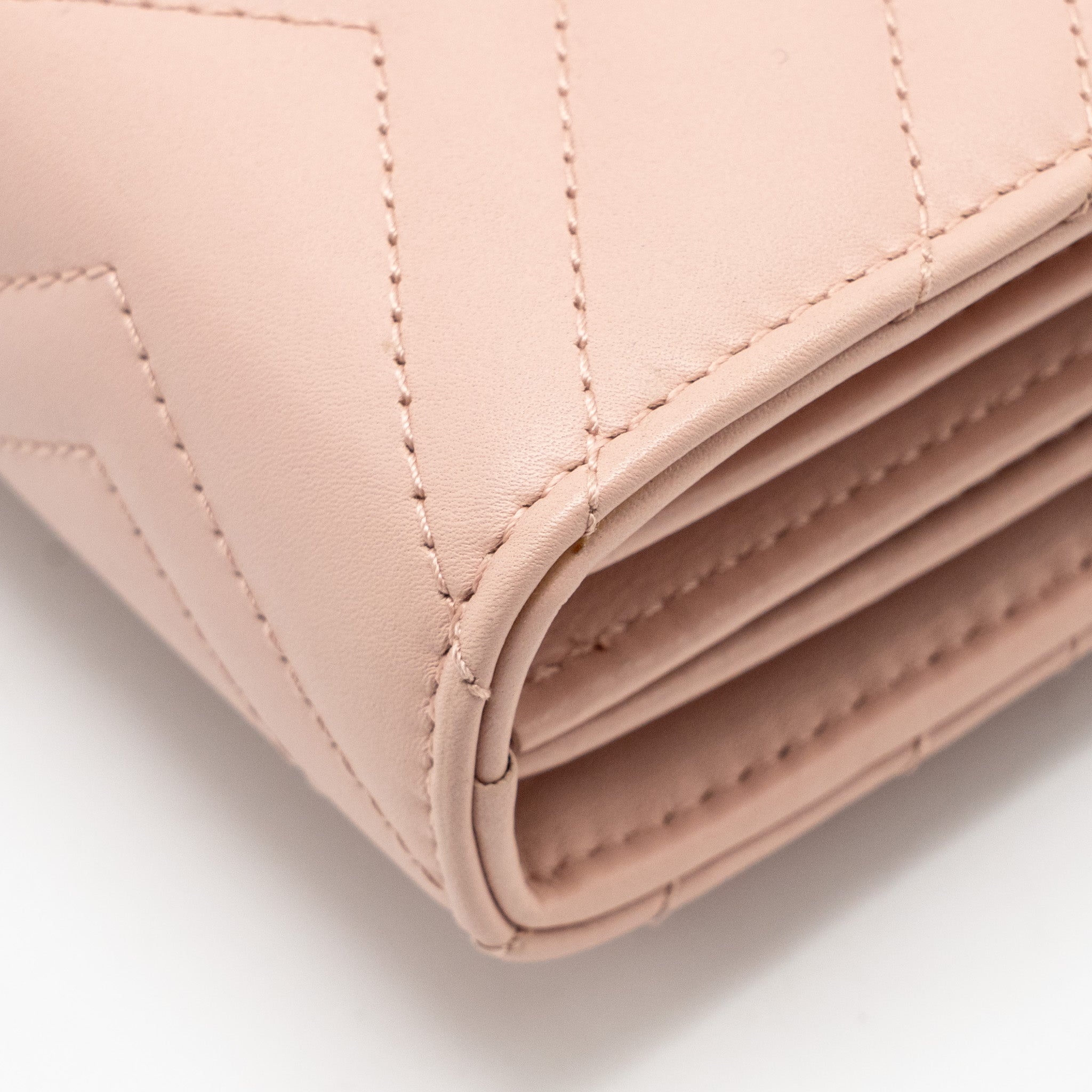 gucci-gg-marmont-wallet-on-chain-calfskin-pink-ghw