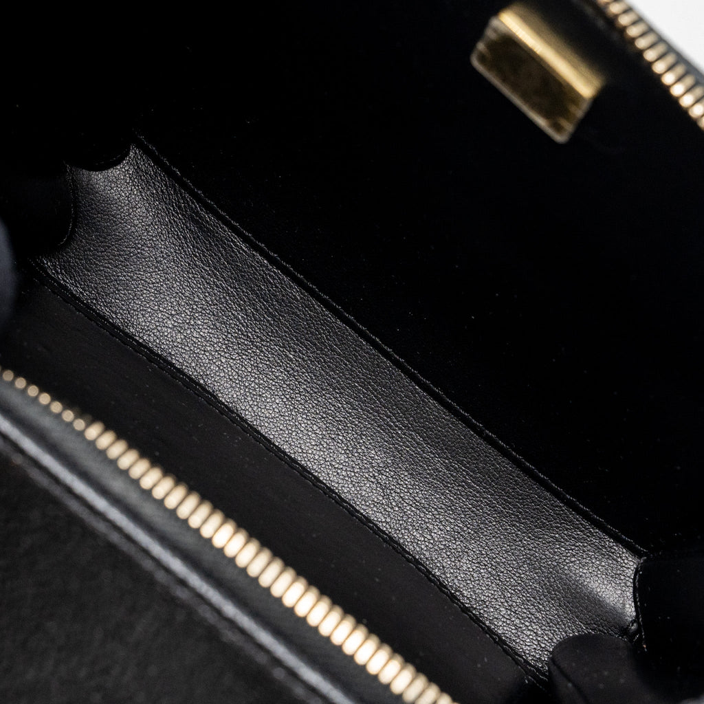 chanel-letter-top-handle-small-vanity-case-caviar-black-brushed-ghwmicrochip