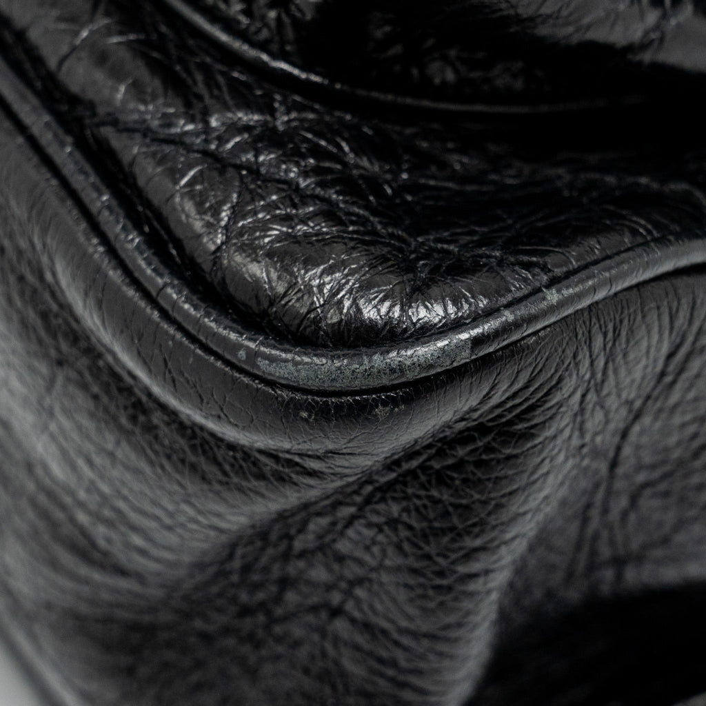 saint-laurent-ysl-medium-niki-calfskin-black-shw-2
