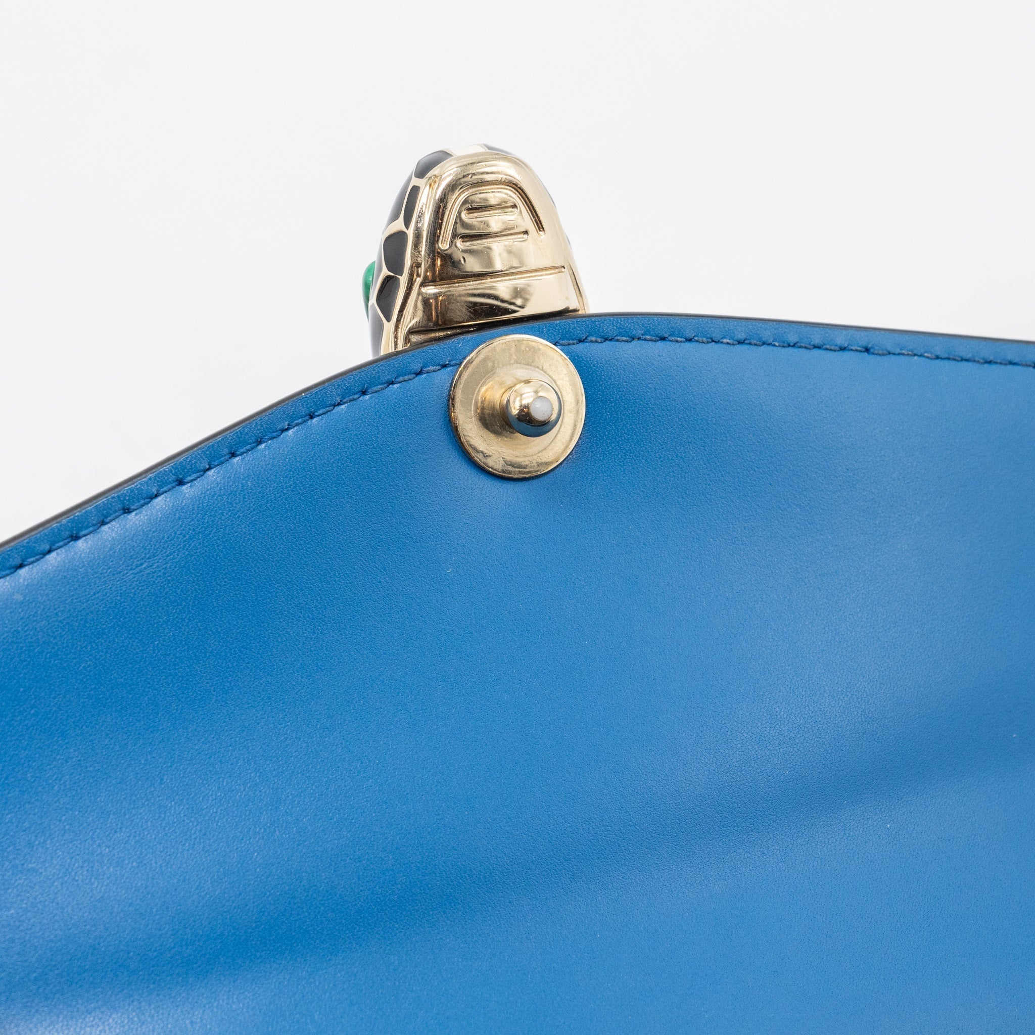bvlgari-serpenti-forever-flap-chain-bag-calfskin-blue-lghw