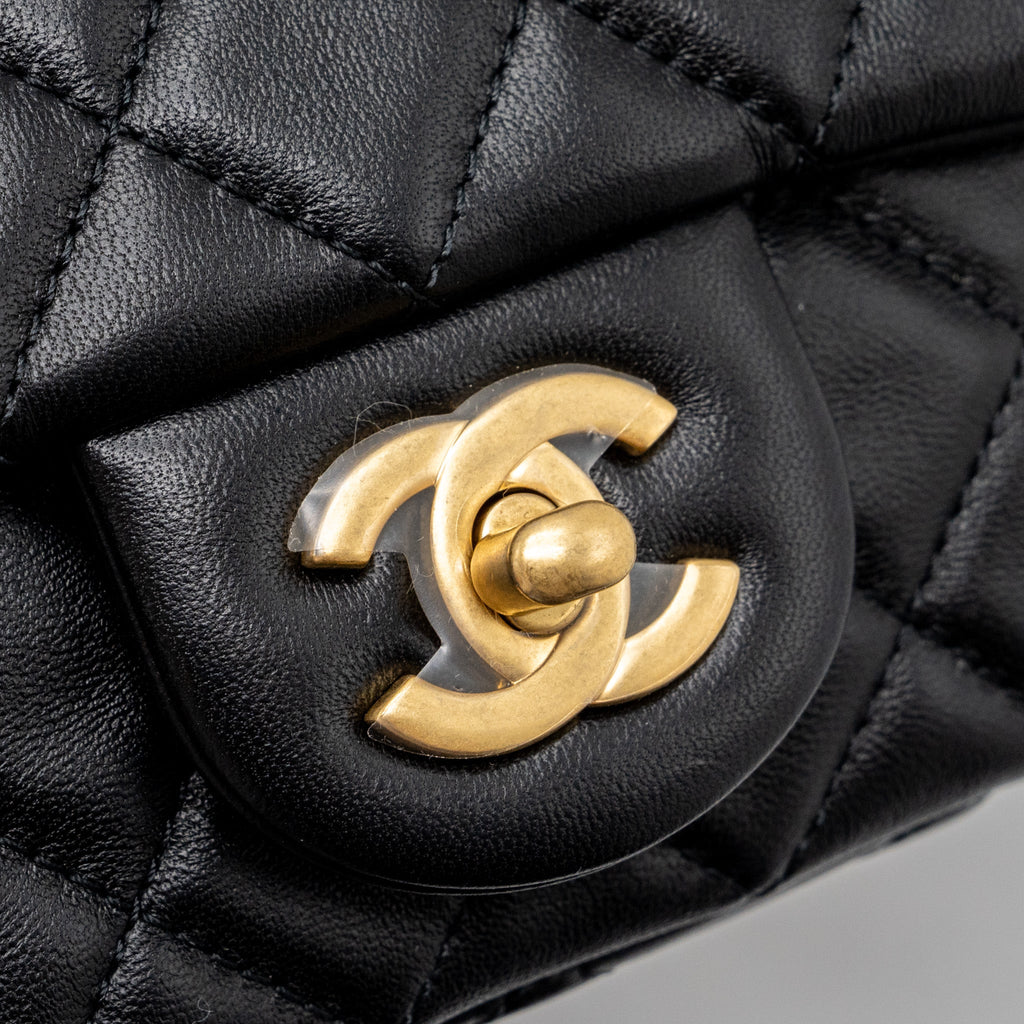 chanel-pearl-crush-mini-rectangular-lambskin-black-brushed-ghw-microchip-2