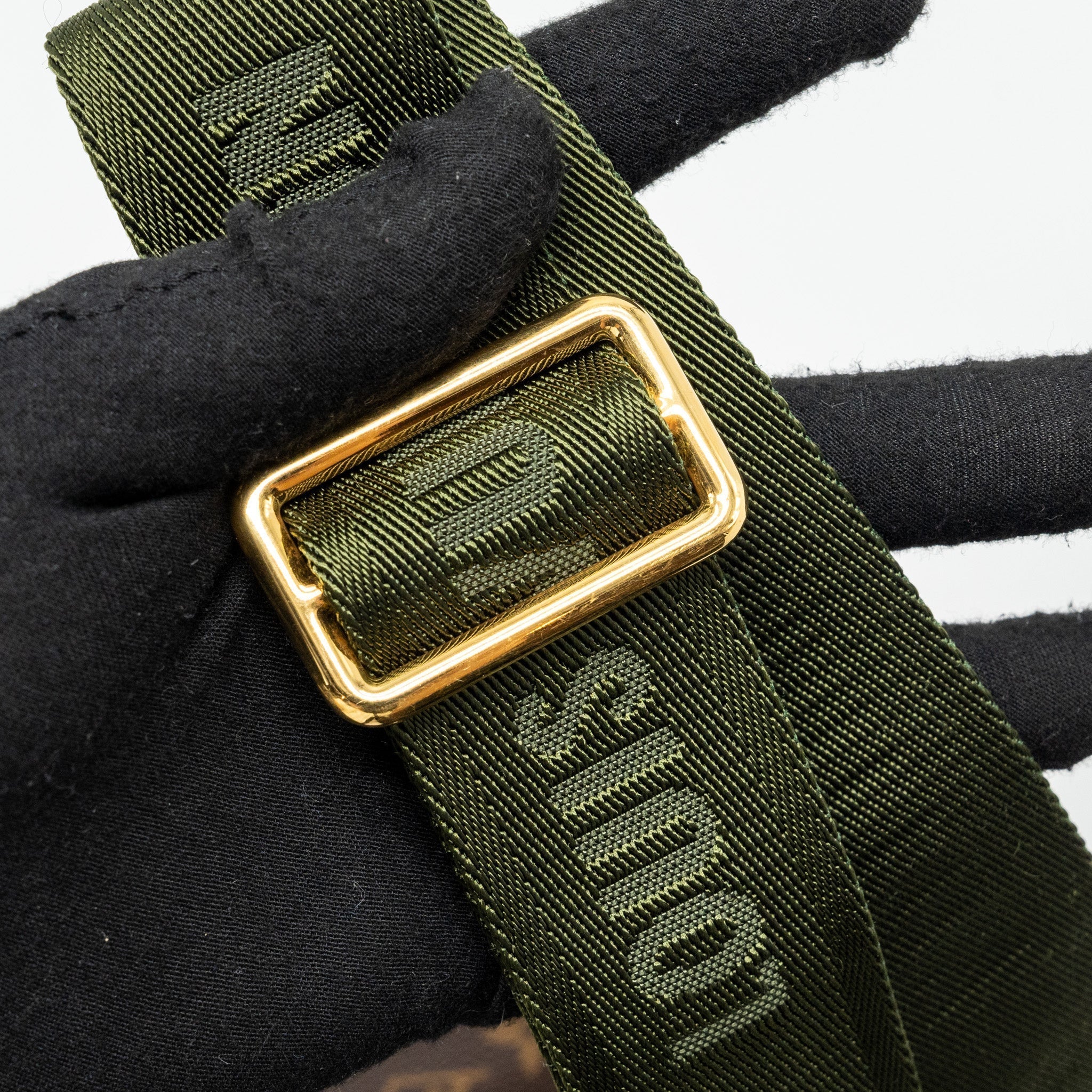 louis-vuitton-multi-pochette-monogram-canvas-khaki-strap-ghw-4