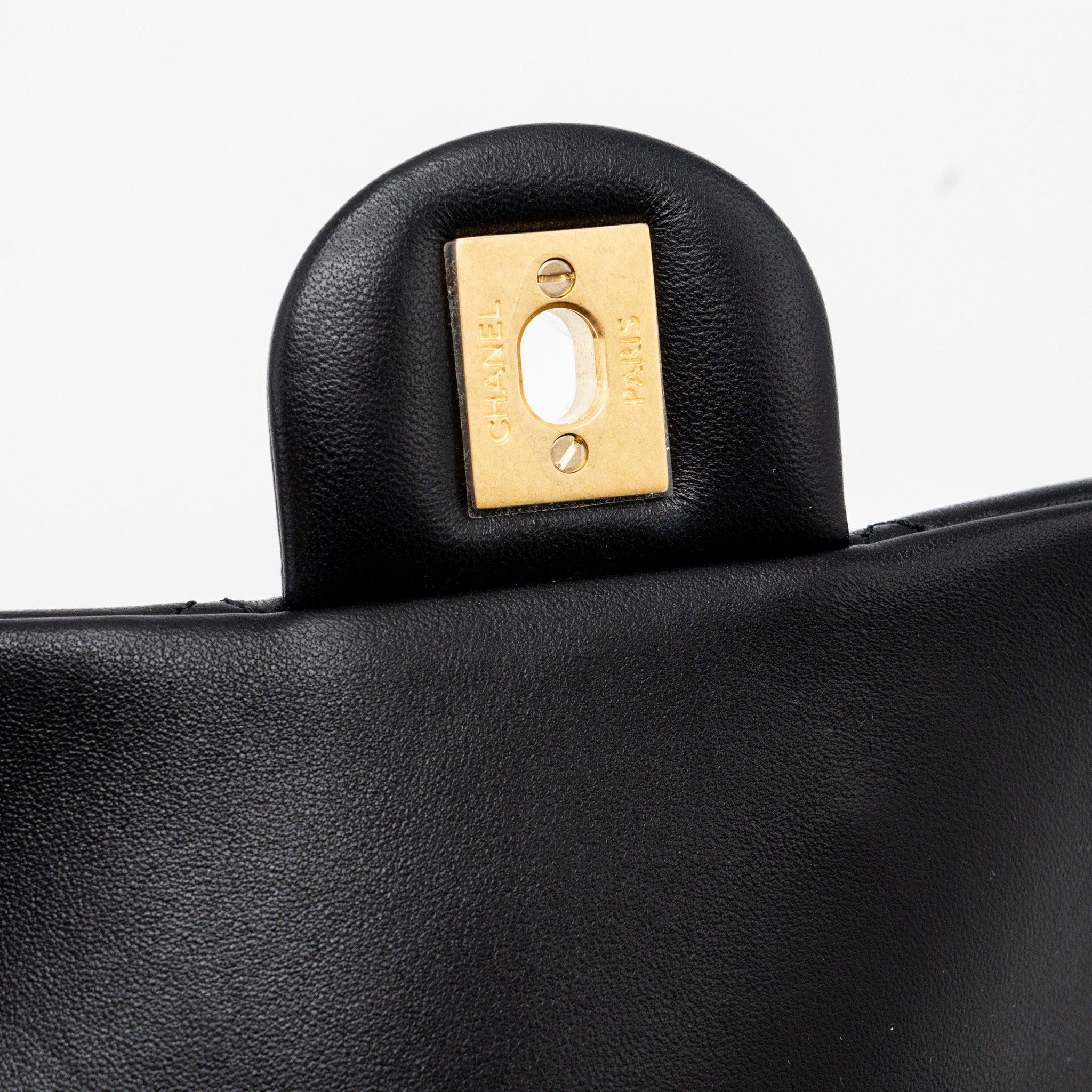 chanel-pearl-crush-mini-rectangular-lambskin-black-brushed-ghw-microchip-2