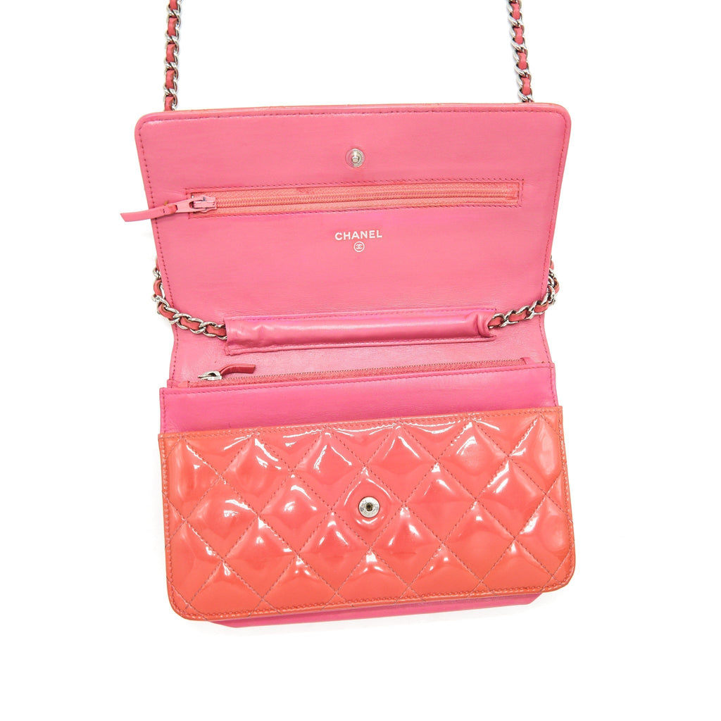 chanel-wallet-on-chains-red-patent-shw