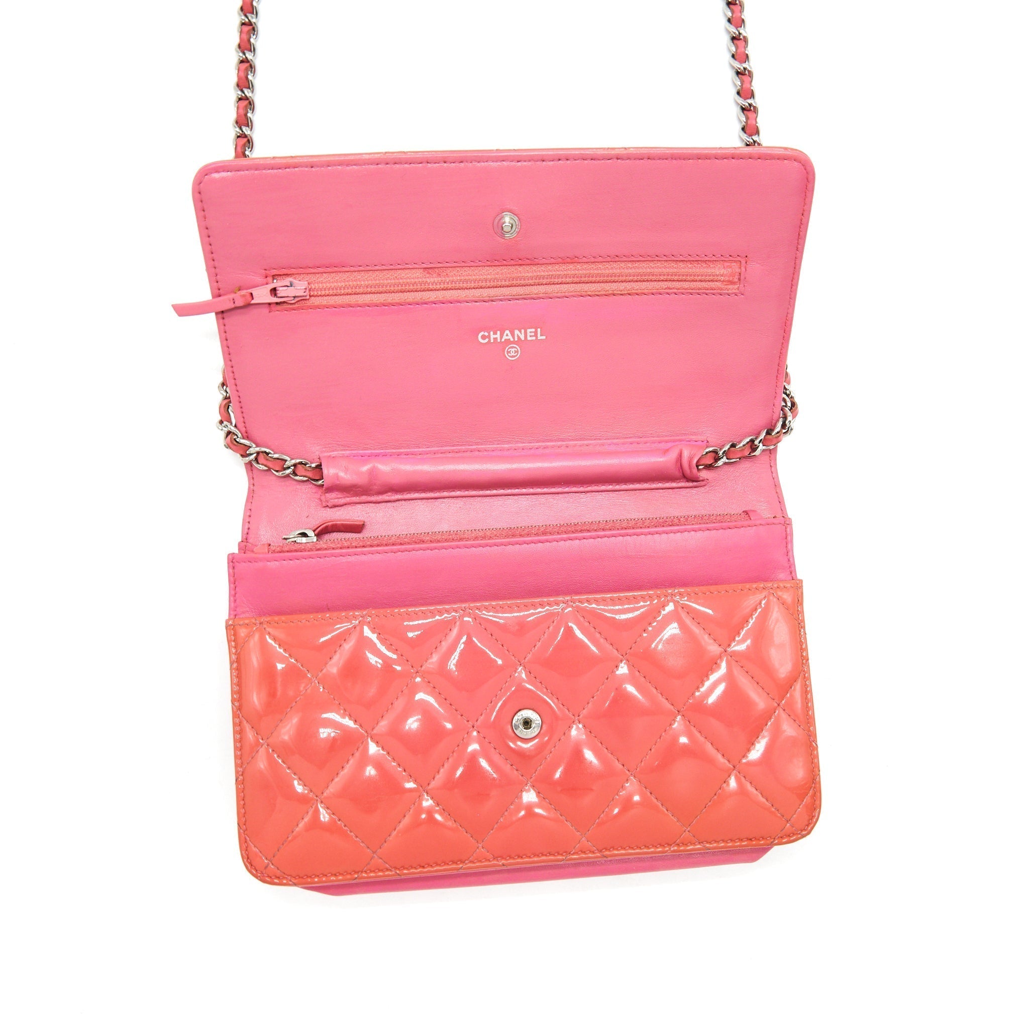 chanel-wallet-on-chains-red-patent-shw