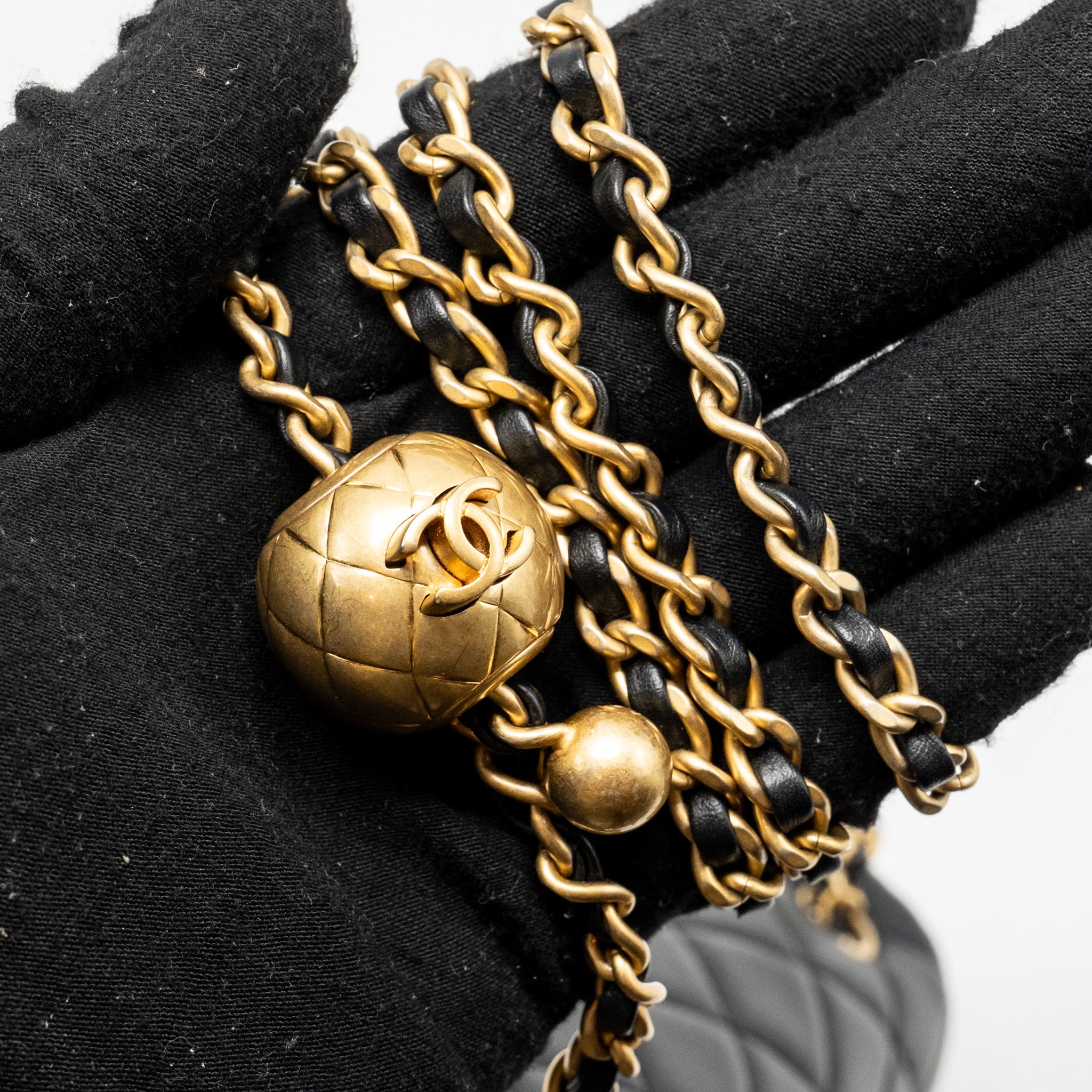 chanel-pearl-crush-mini-rectangular-flap-bag-lambskin-black-ghw-microchip-copy-2