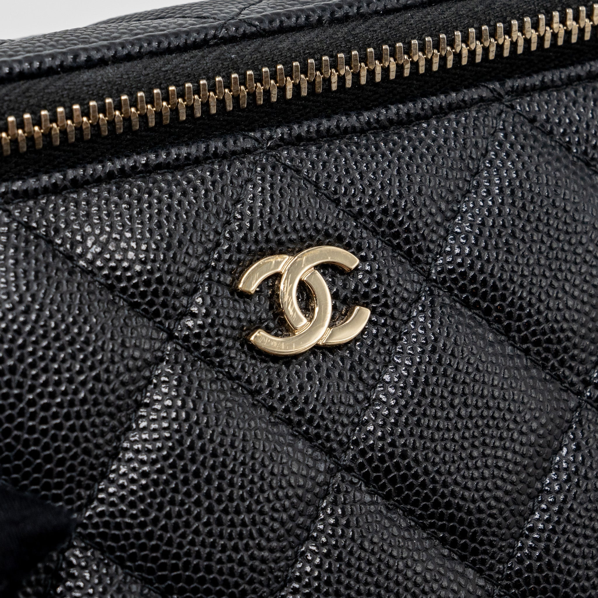 chanel-long-vanity-case-caviar-black-lghw-1