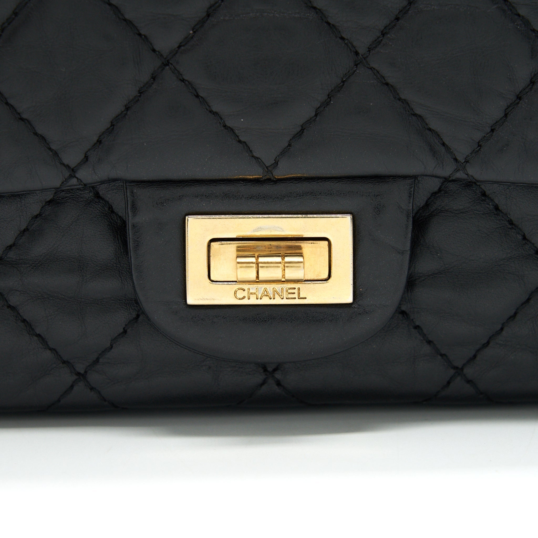 chanel-2-55-reissue-flap-bag-aged-calfskin-in-black-ghw