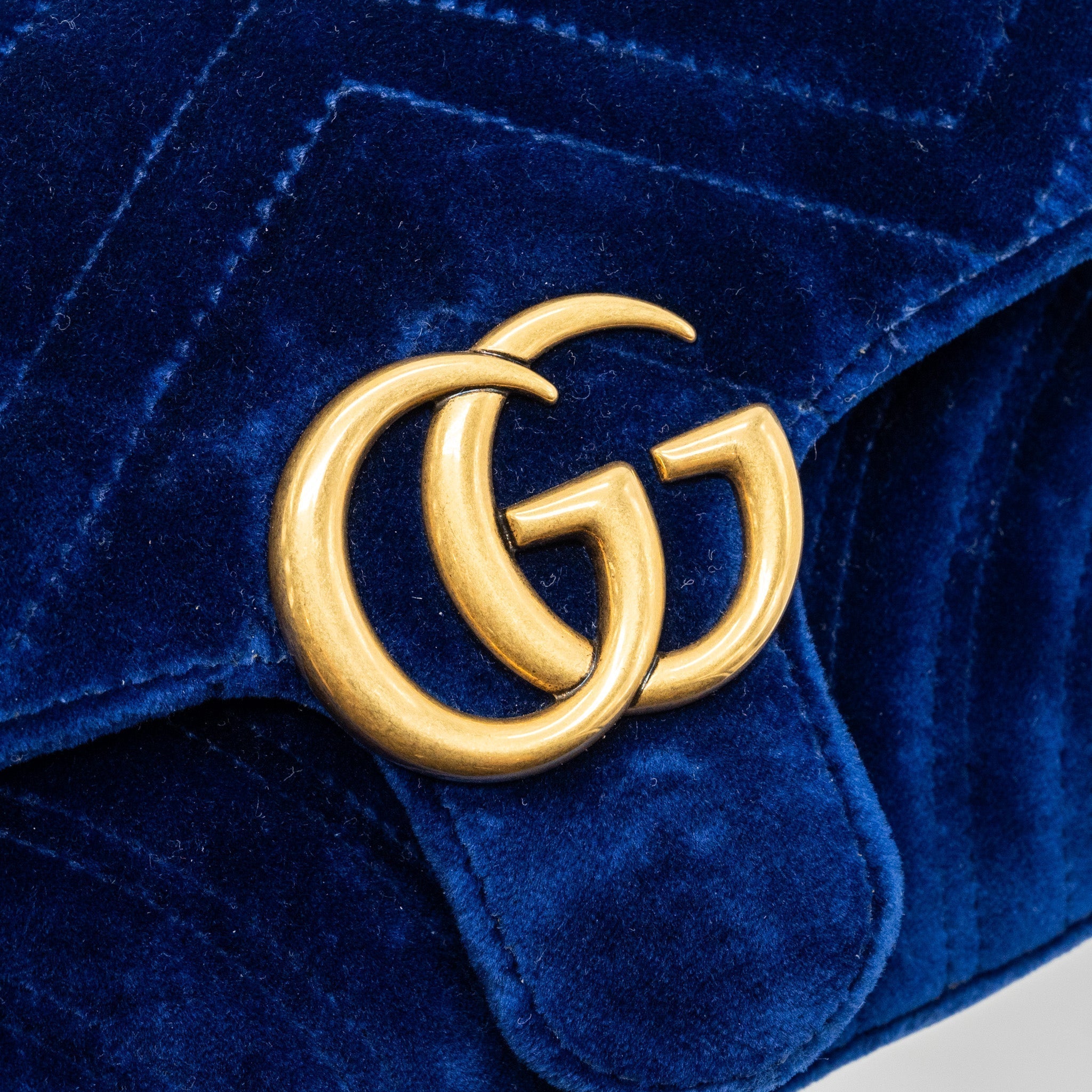 gucci-mini-gg-marmont-bag-velvet-blue-ghw