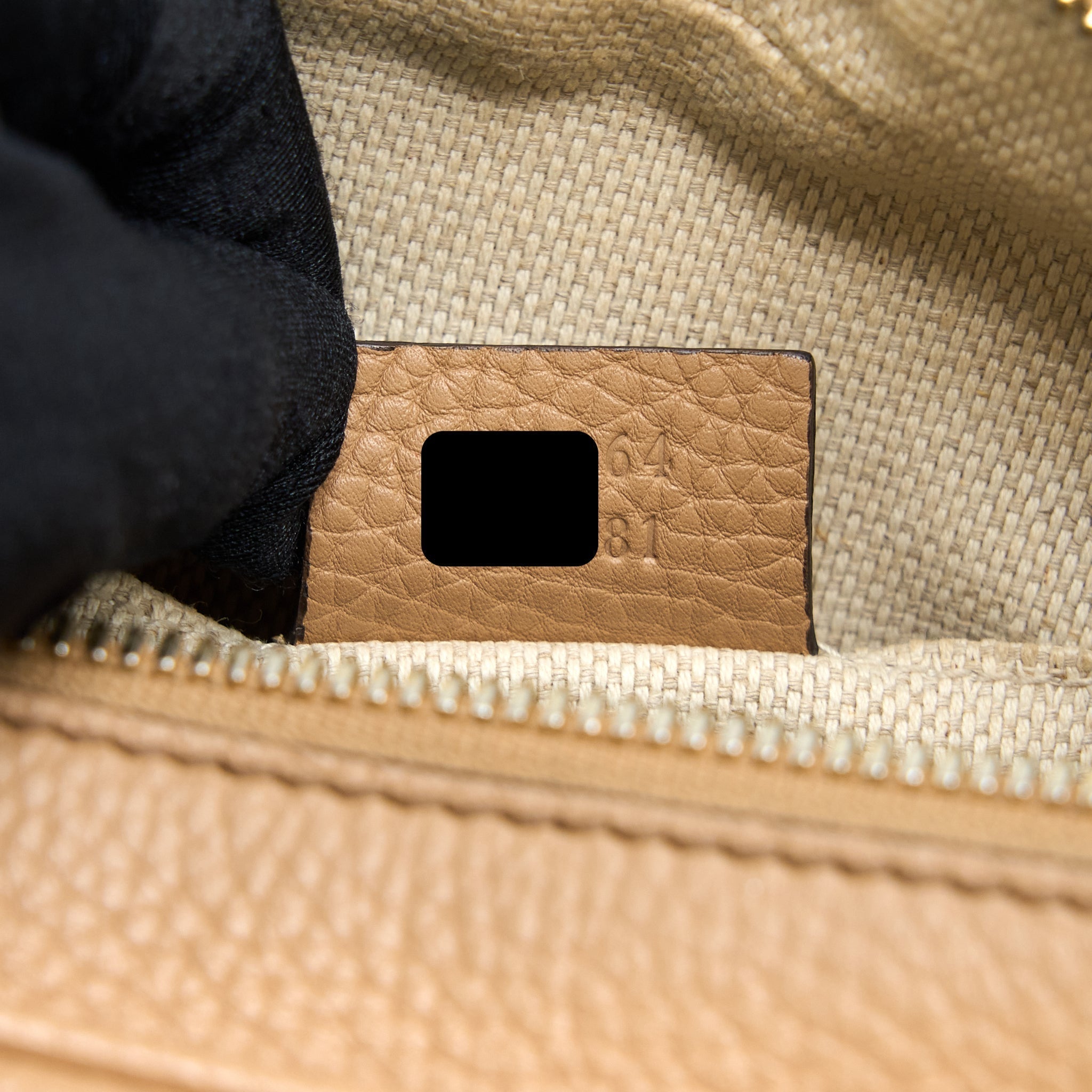 gucci-soho-disco-bag-calfksin-dark-beige-ghw