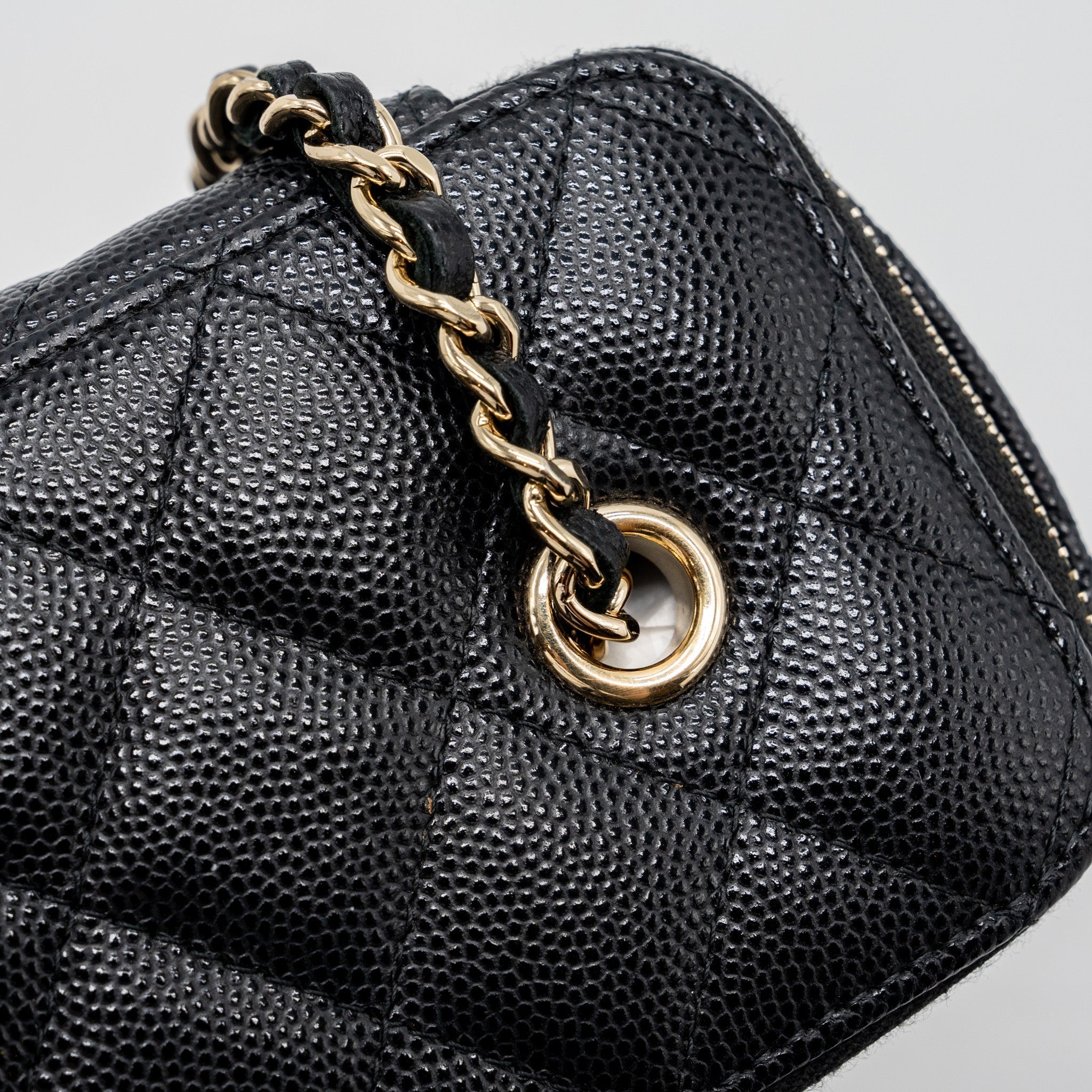chanel-long-vanity-case-caviar-black-lghw-1