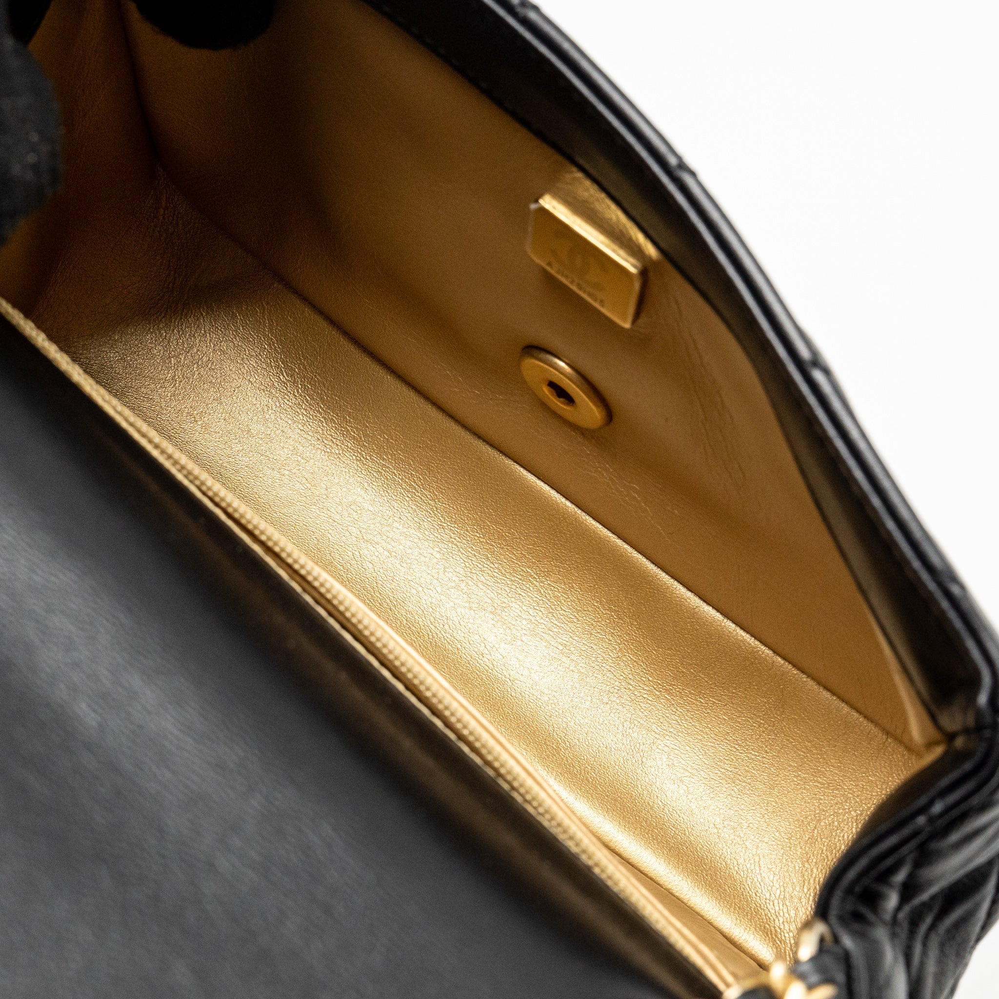 chanel-pearl-crush-mini-rectangular-flap-bag-lambskin-black-ghw-microchip-copy-2