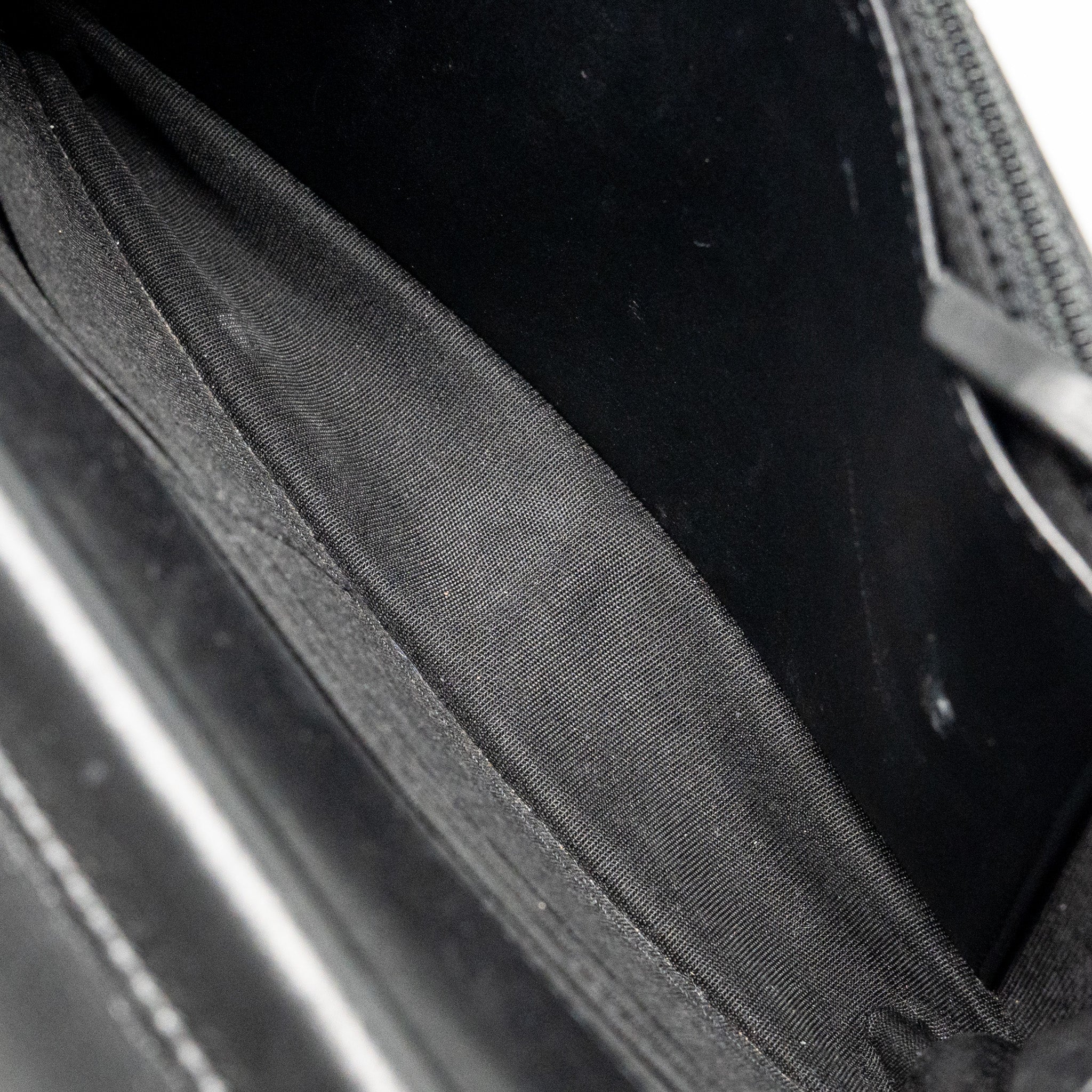 chanel-black-10
