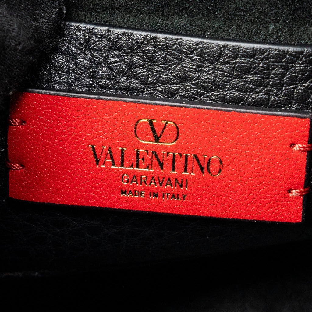 valentino-rockstud-small-top-handle-shoulder-bag-calfskin-black-lghw