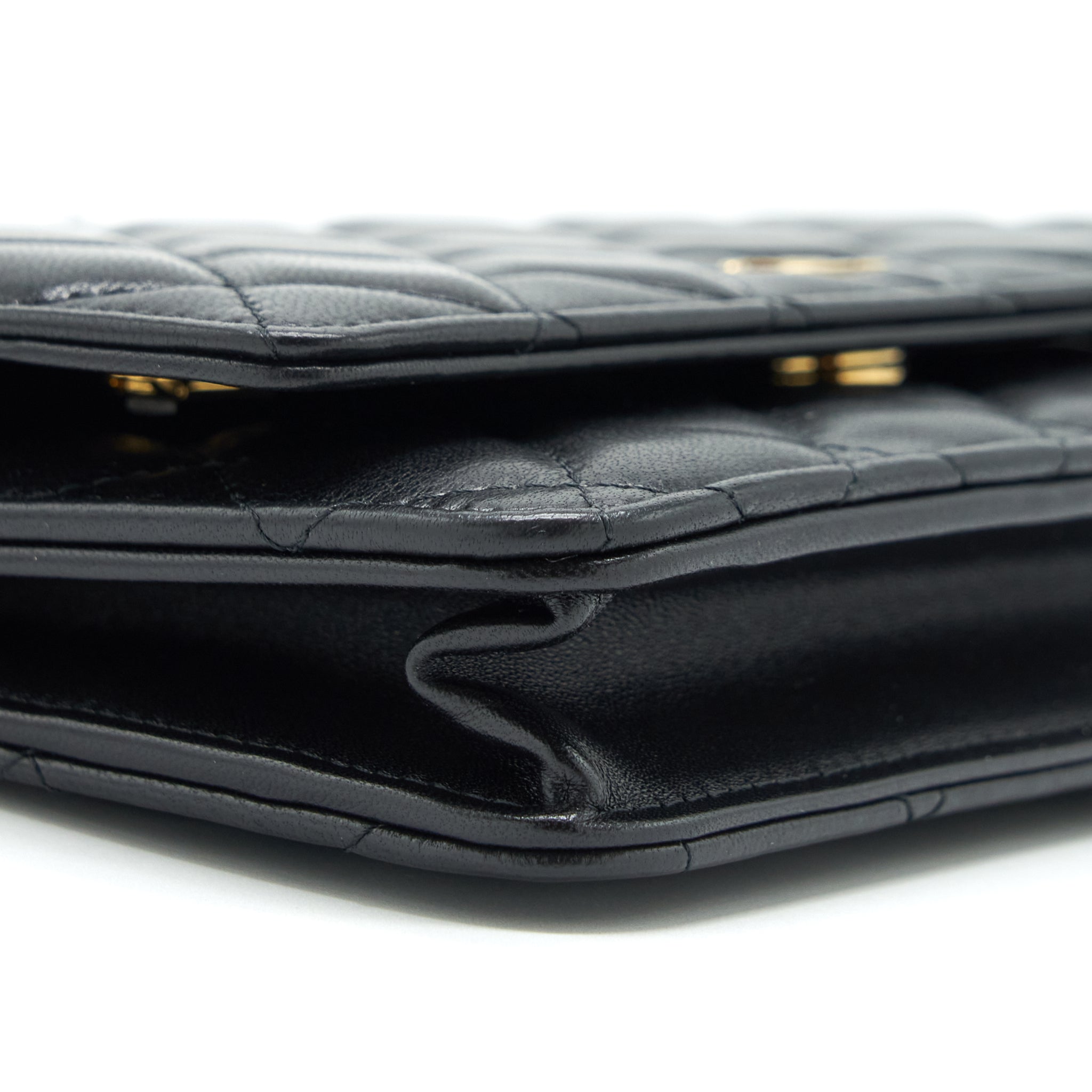 chanel-classic-wallet-on-chains-lambskin-black-ghwmicrochip