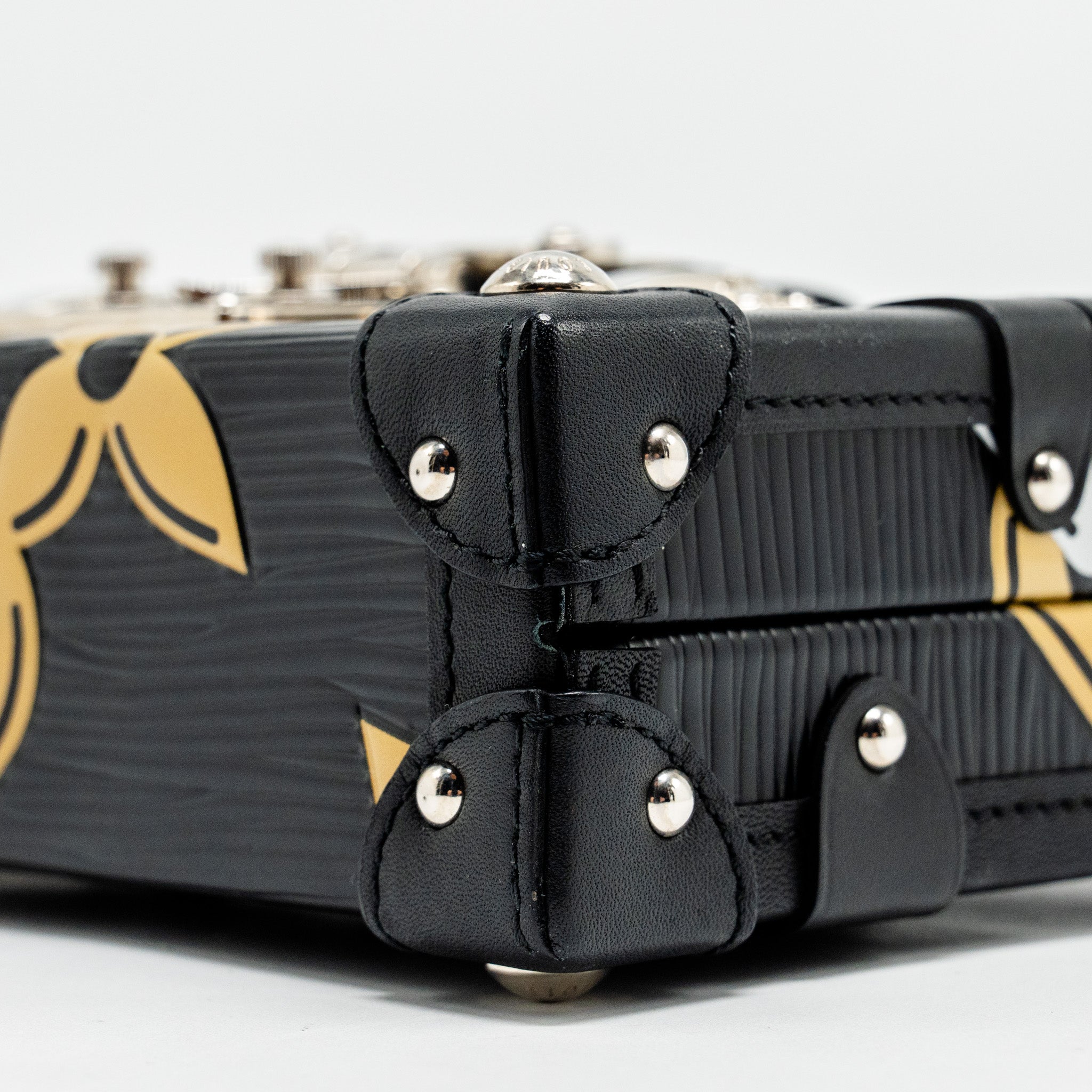 louis-vuitton-petite-malle-epi-black-gold-shw