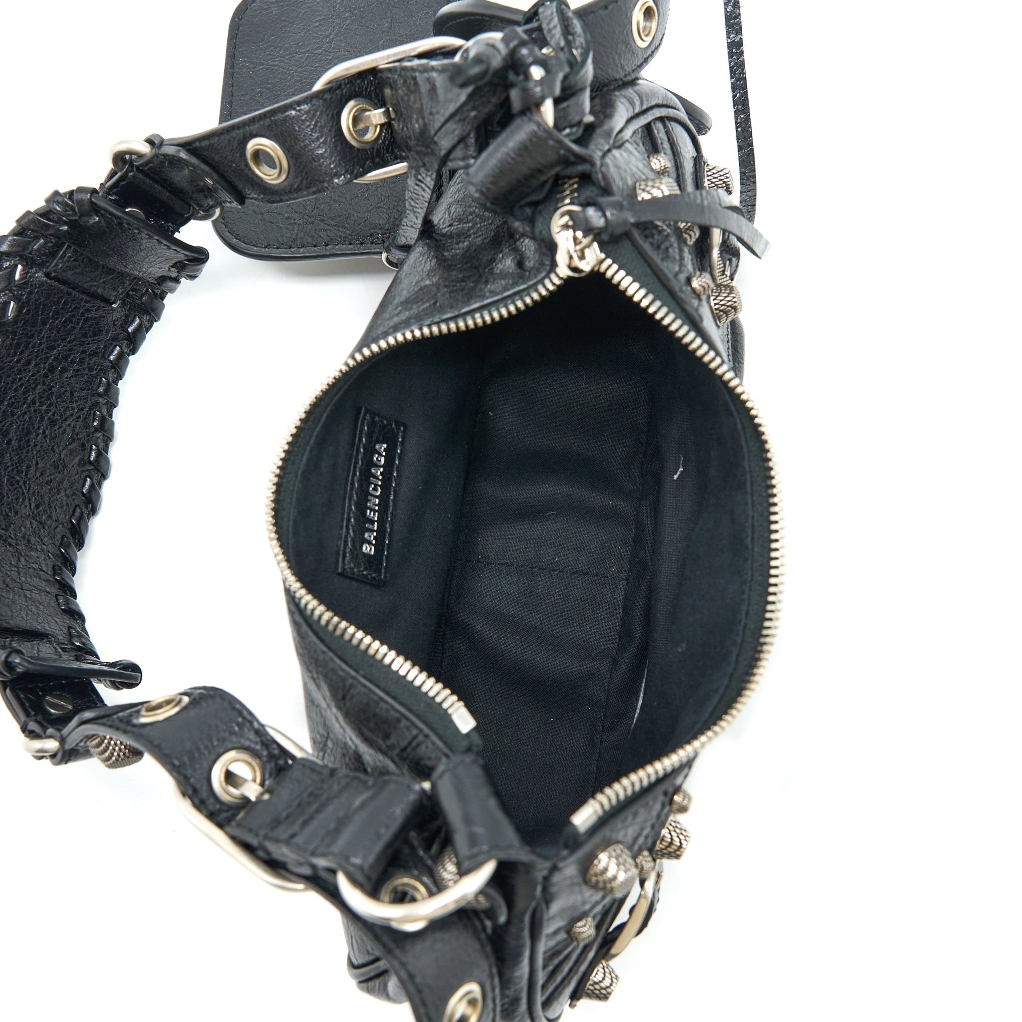balenciaga-le-cagole-xs-shoulder-bag-arena-lambskin-black-shw