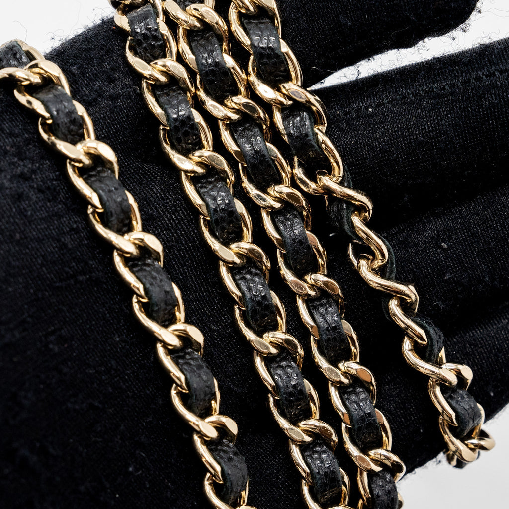 chanel-long-vanity-case-caviar-black-lghw-1