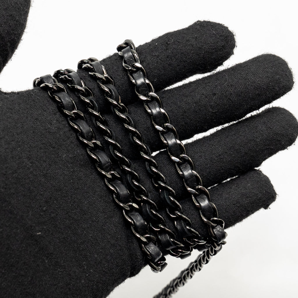 chanel-black-10
