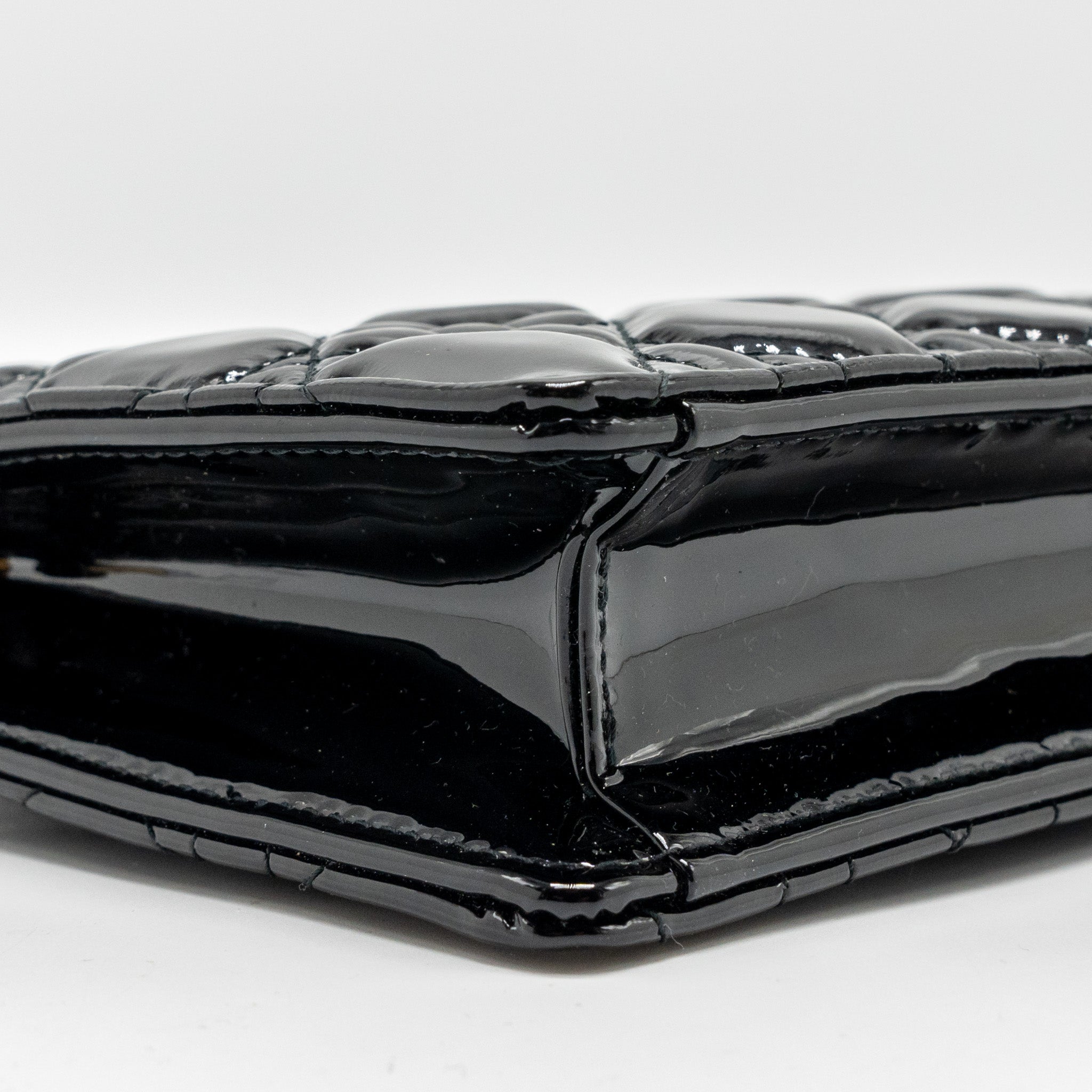 dior-caro-pouch-with-chain-patent-calfskin-black-ghw