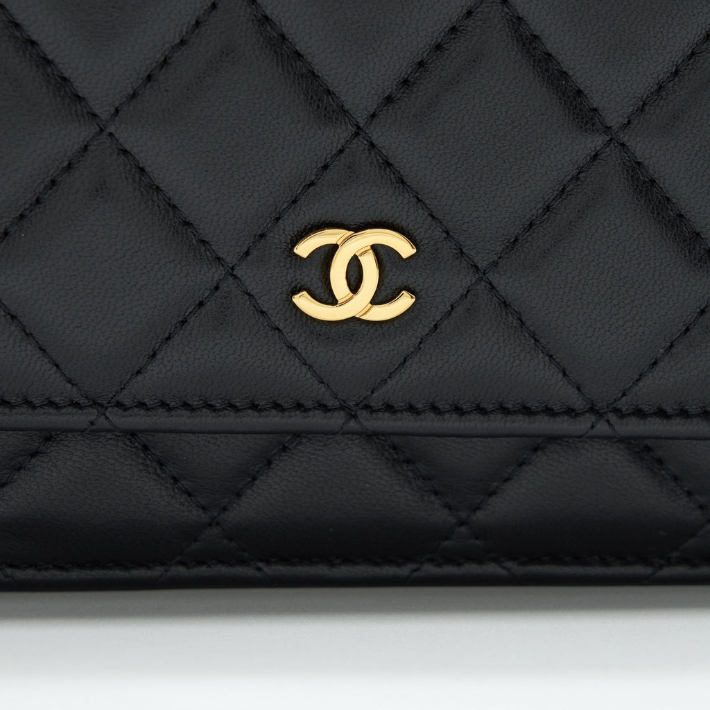 chanel-classic-wallet-on-chains-lambskin-black-ghwmicrochip