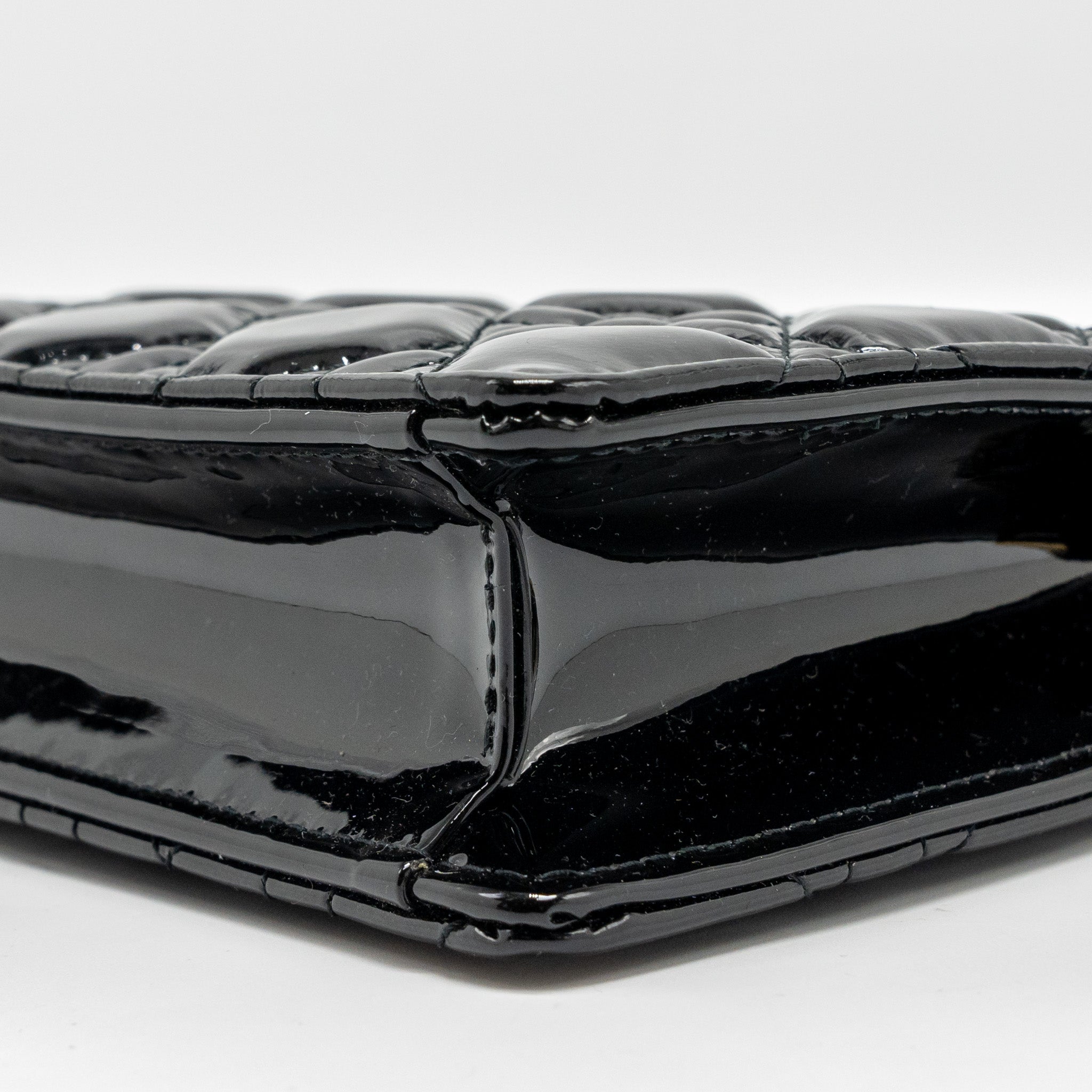 dior-caro-pouch-with-chain-patent-calfskin-black-ghw