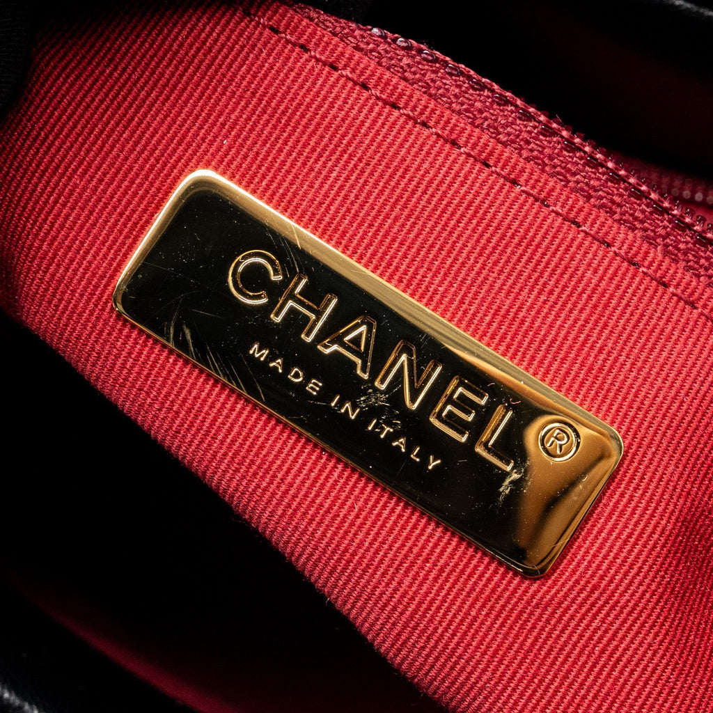 chanel-24c-hobo-shoulder-bag-lambskin-black-multicolour-hardware-microchip-copy