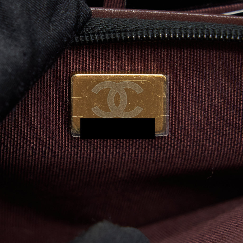 chanel-classic-wallet-on-chains-lambskin-black-ghwmicrochip