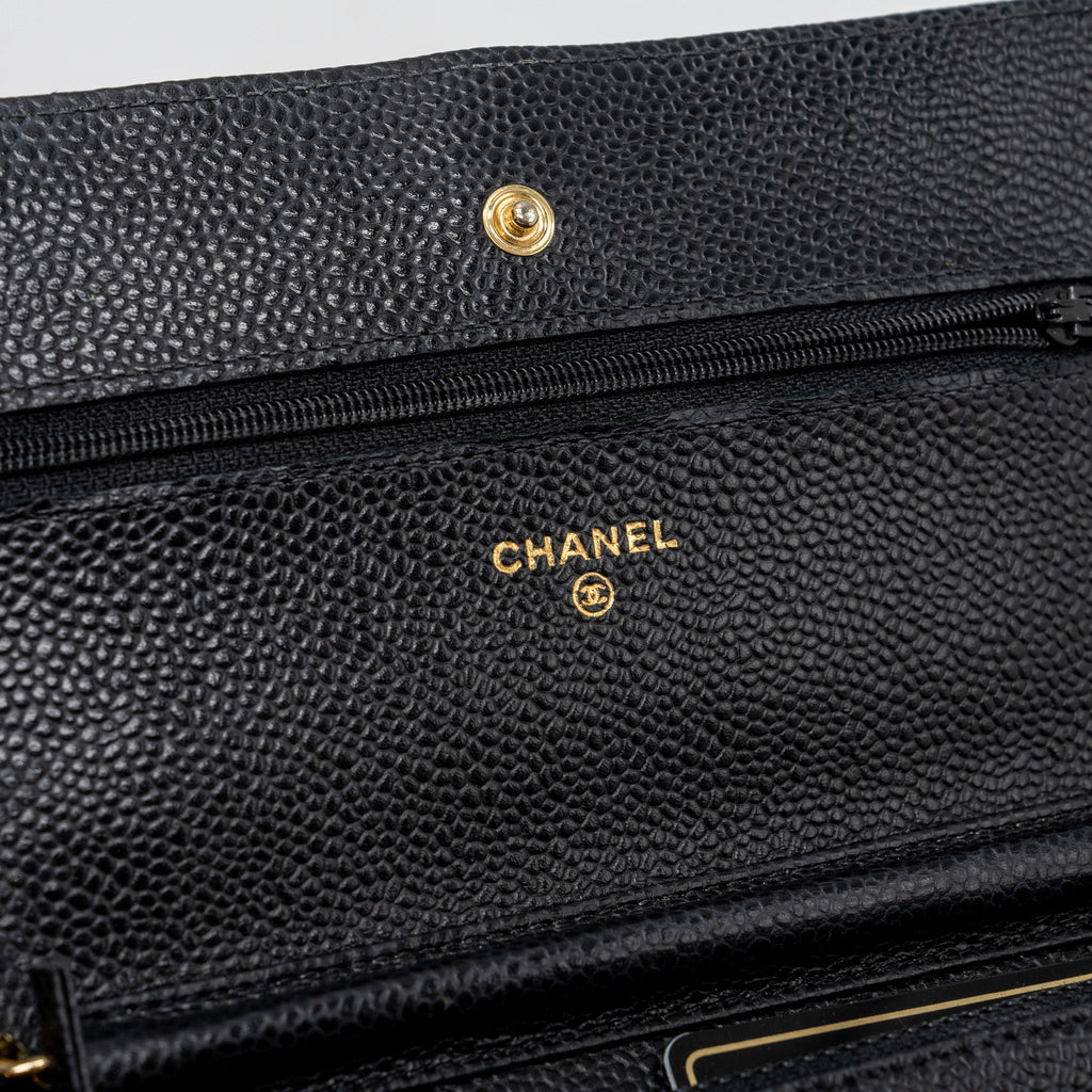 chanel-classic-wallet-on-chain-black-caviar-black-ghw