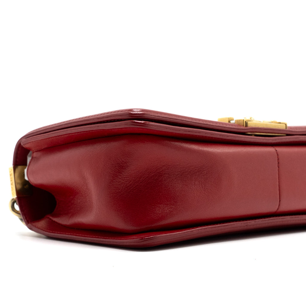 chanel-medium-boy-bag-red-brushed-ghw