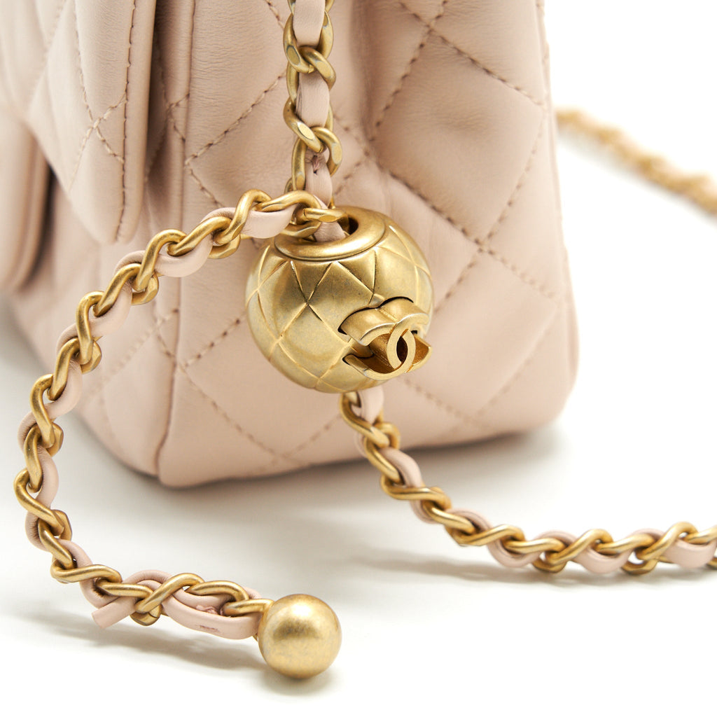 chanel-22c-pearl-crush-mini-square-flap-bag-light-pink-ghw