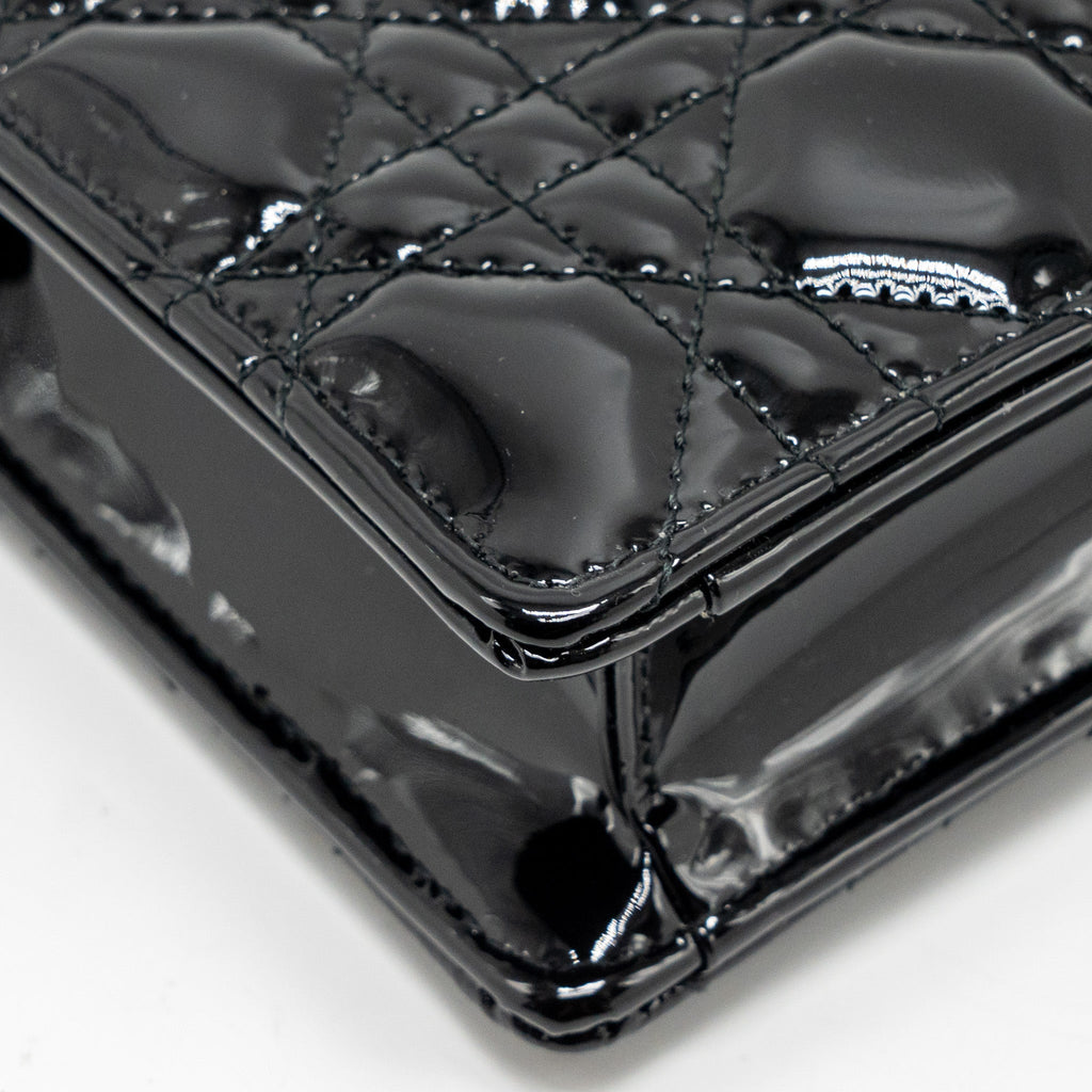 dior-caro-pouch-with-chain-patent-calfskin-black-ghw