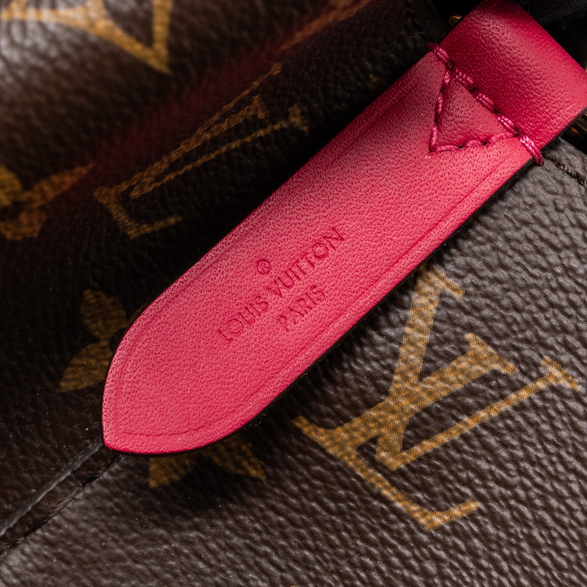 louis-vuitton-neonoe-monogram-canvas-pink-ghw