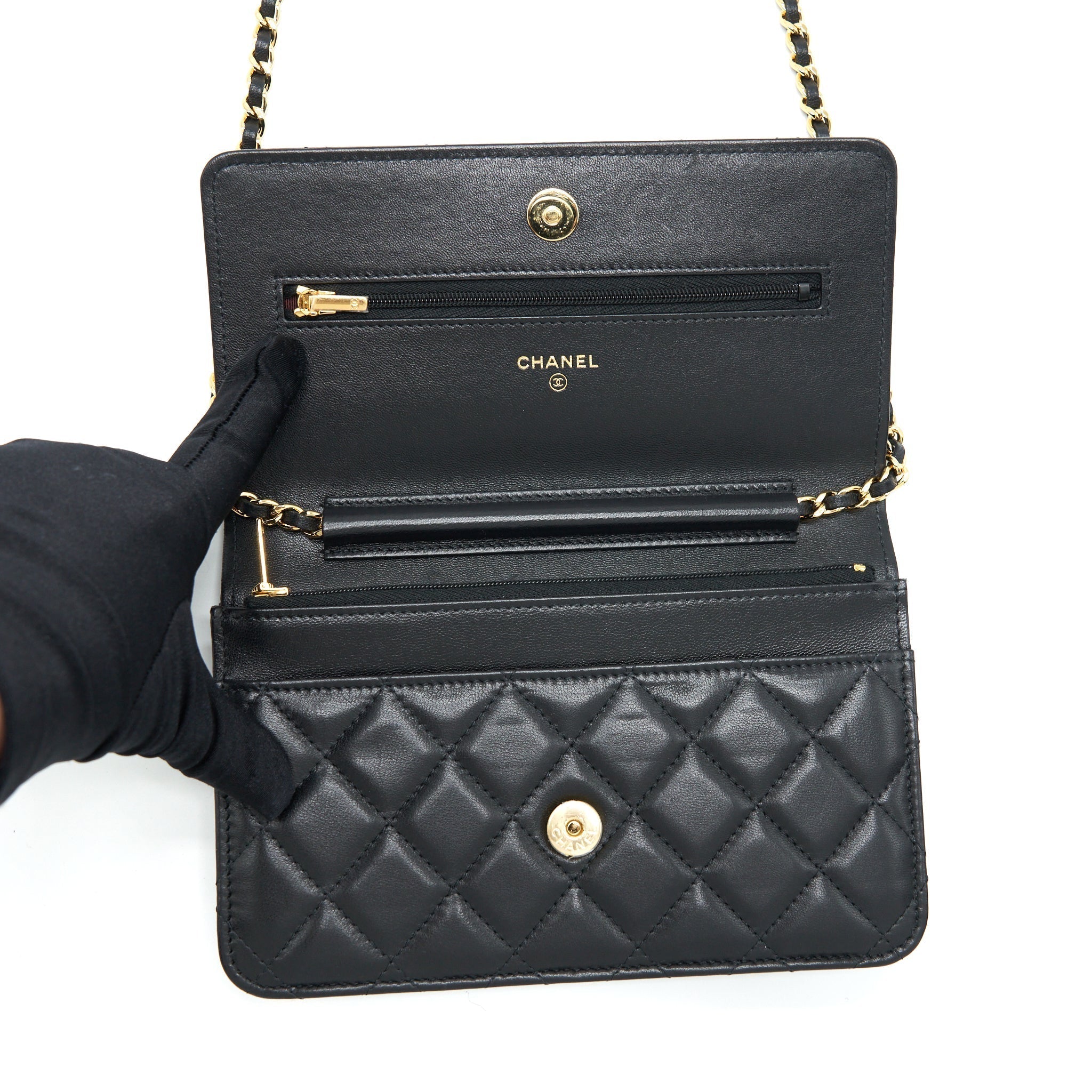 chanel-classic-wallet-on-chains-lambskin-black-ghwmicrochip