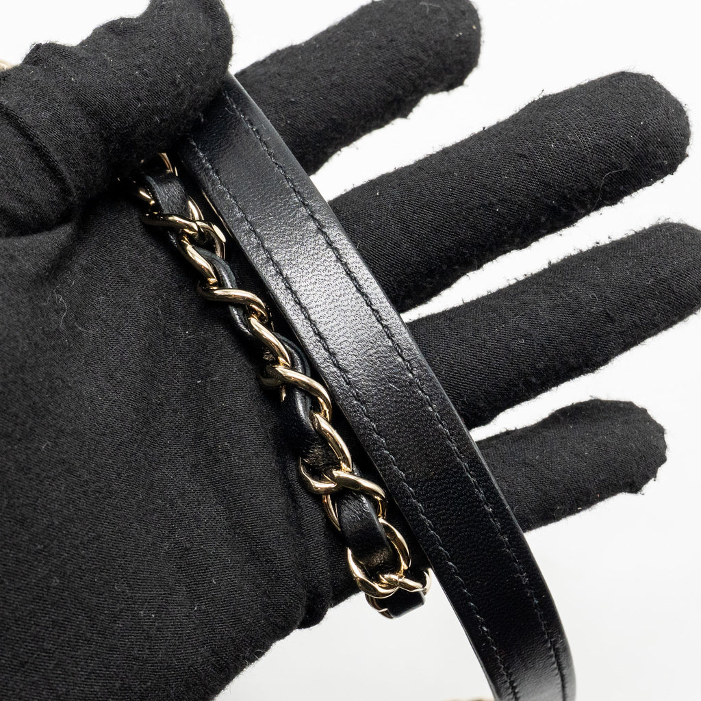 chanel-top-handle-trendy-cc-flap-bag-lambskin-black-lghw-copy-1