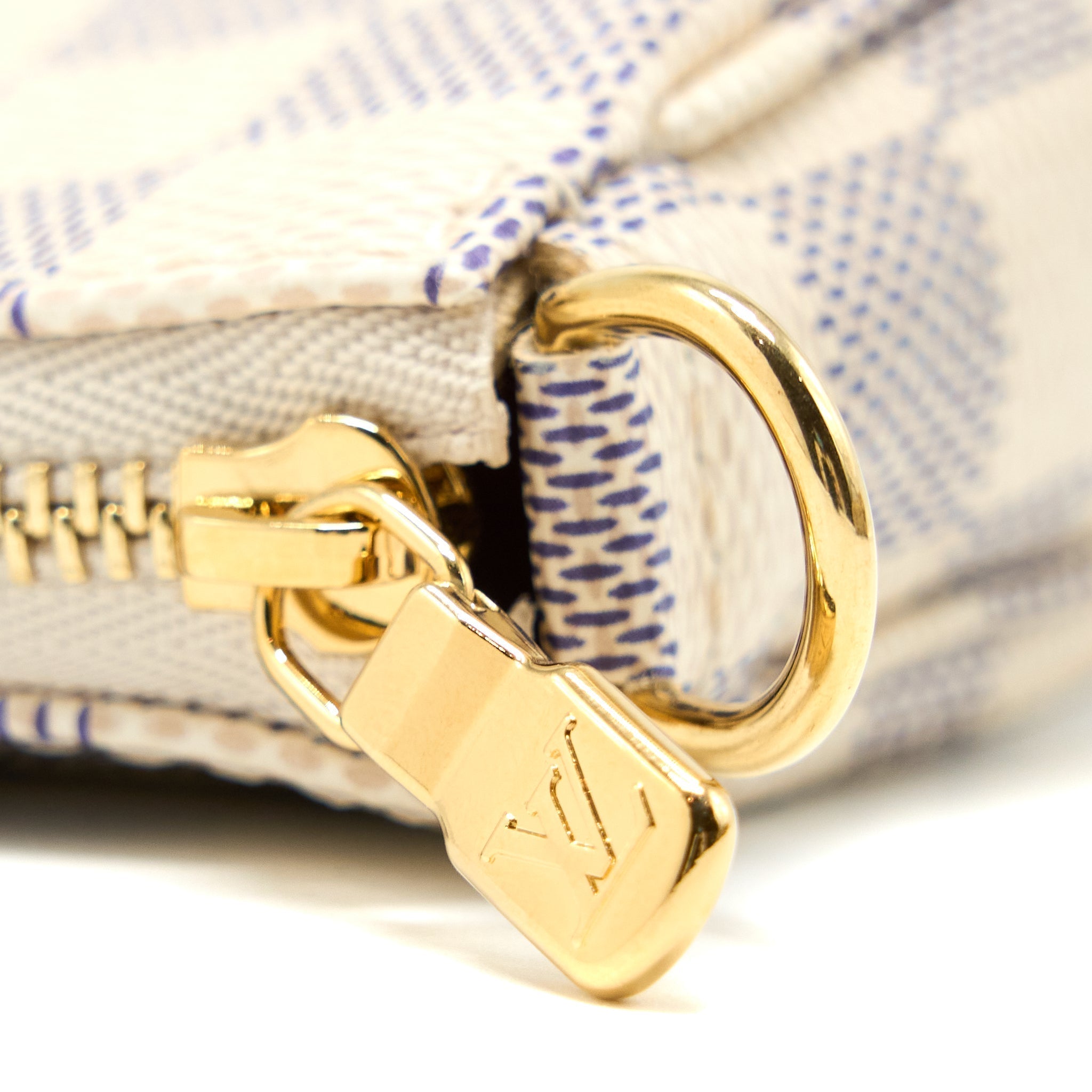 louis-vuitton-pochette-accessories-damier-azur-ghw-new-version