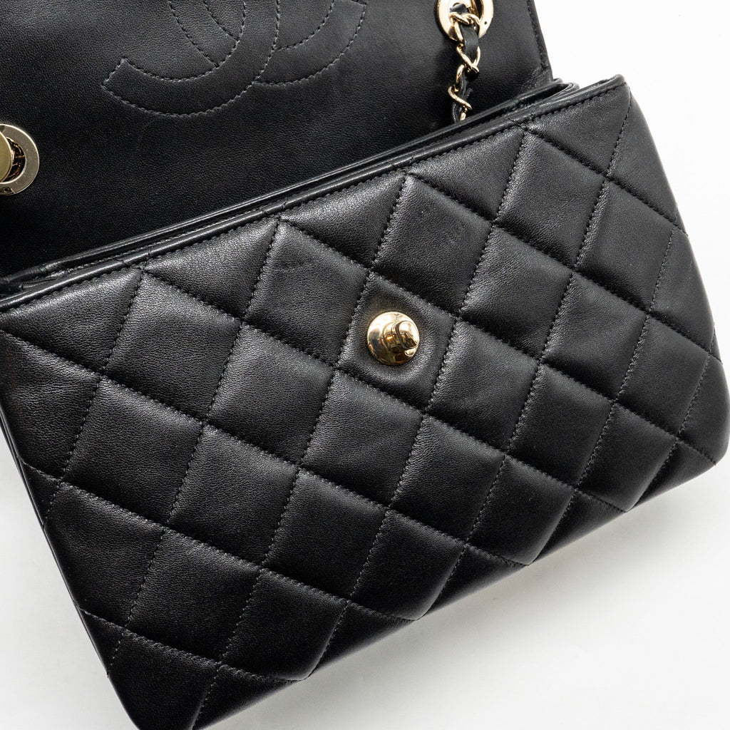 chanel-top-handle-trendy-cc-flap-bag-lambskin-black-lghw-copy-1