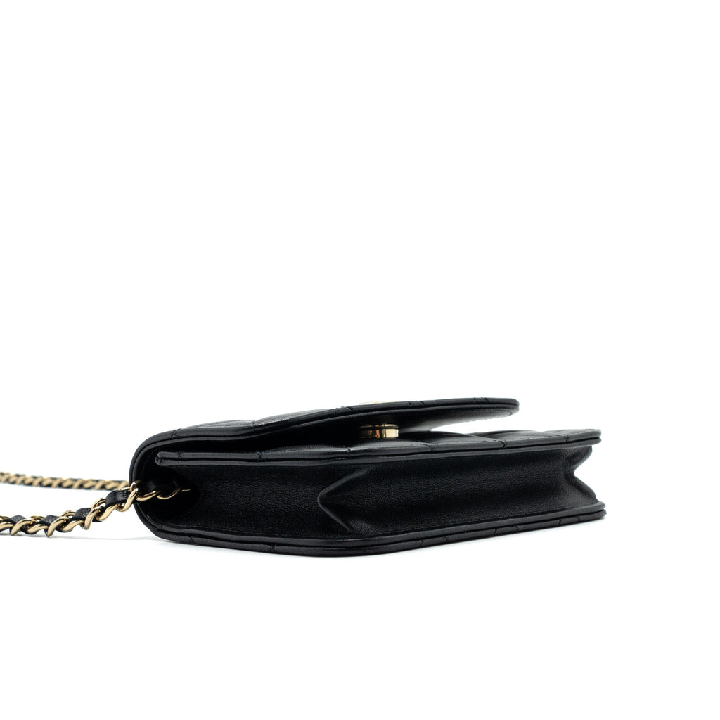 chanel-mini-flap-card-holder-with-ribbon-chain-lambskin-black-lghw